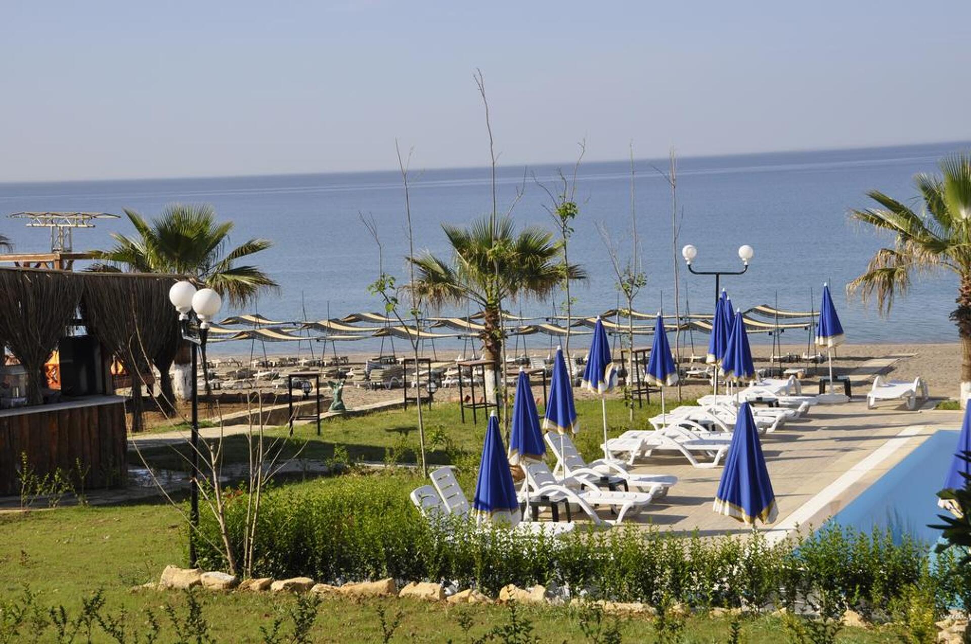 Adora Hotel 3* 5
