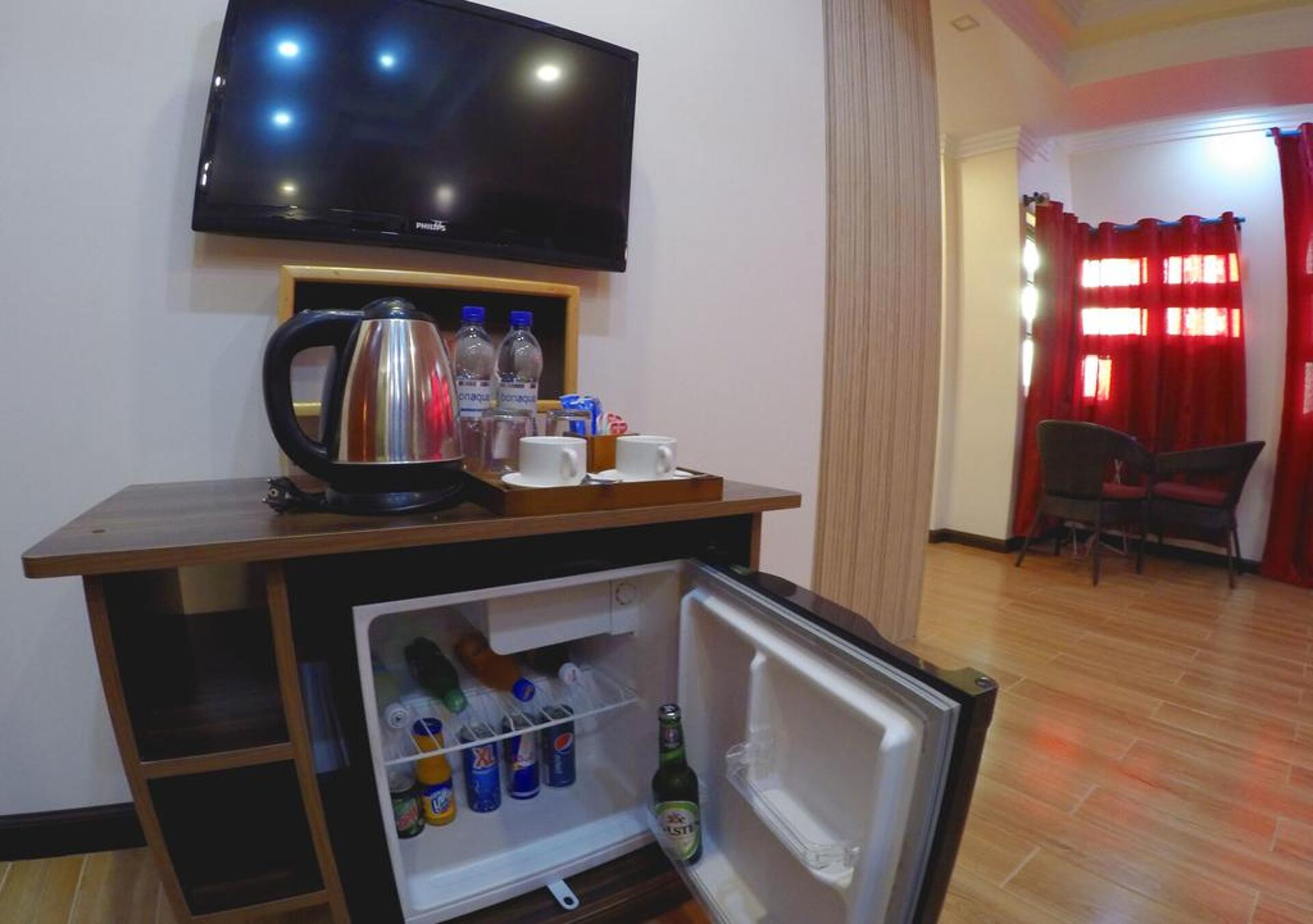 UI Inn Hotel 3* 12