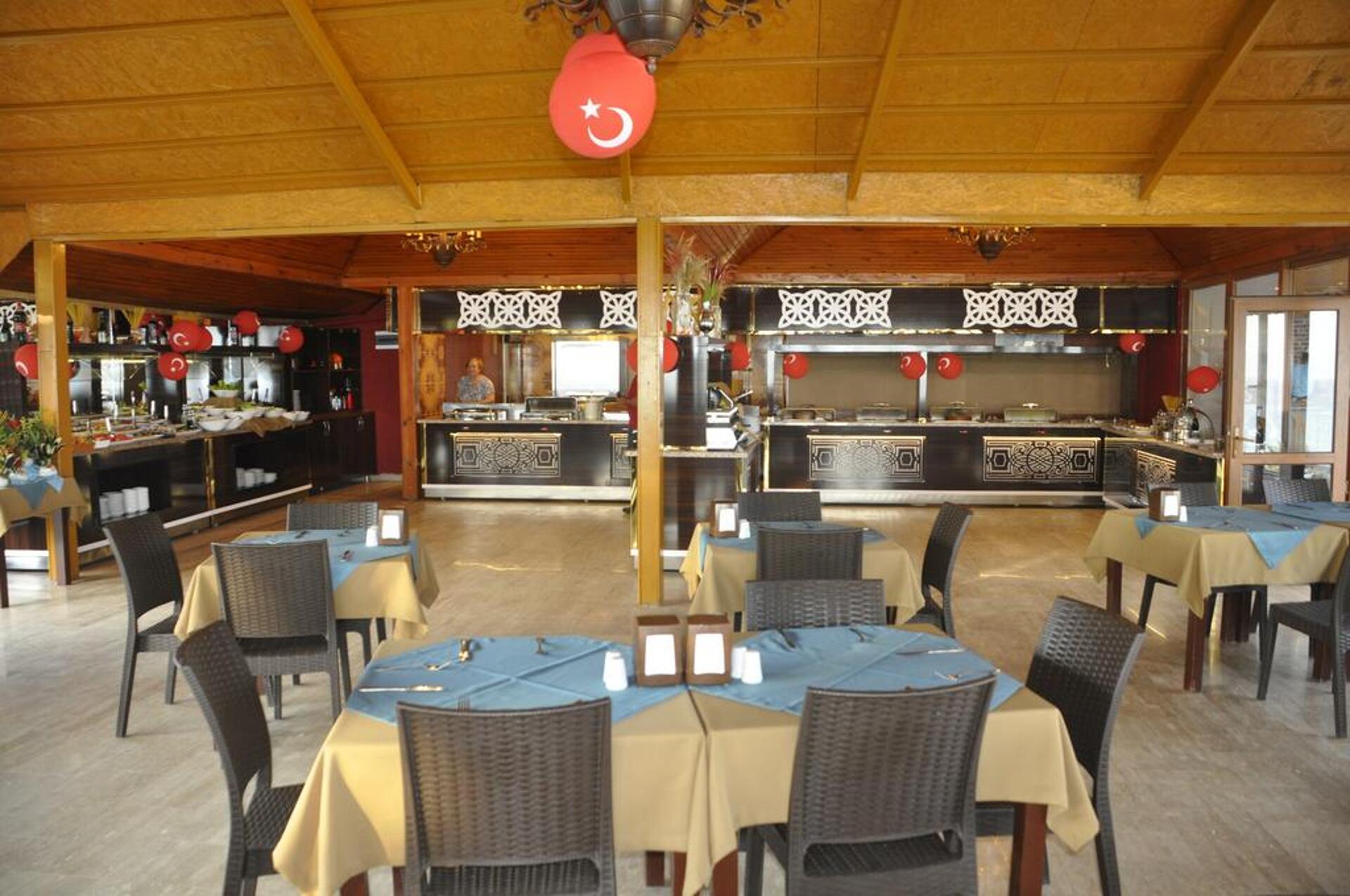 Adora Hotel 3* 22