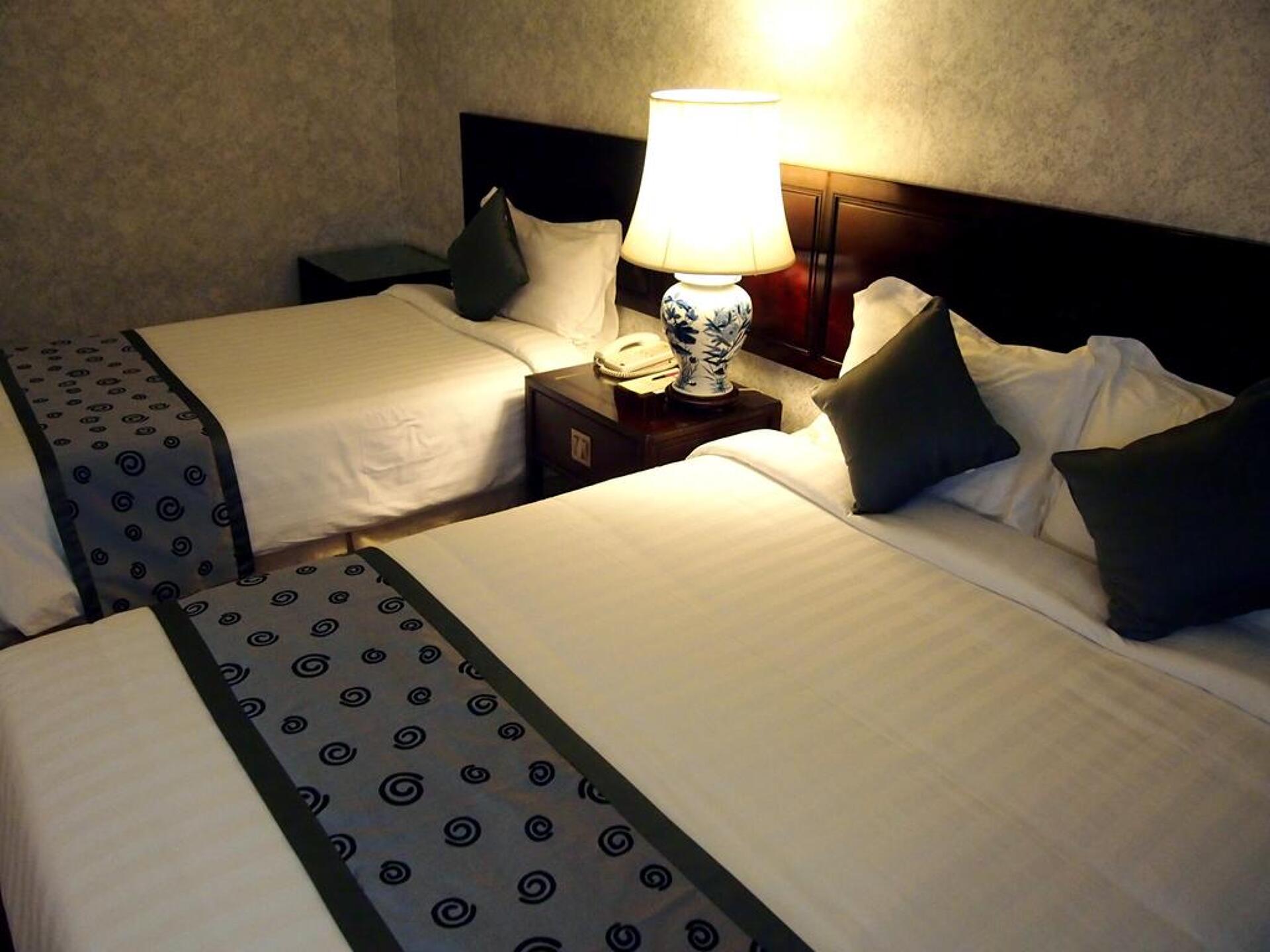 Royal Hotel Singapore 4* 9