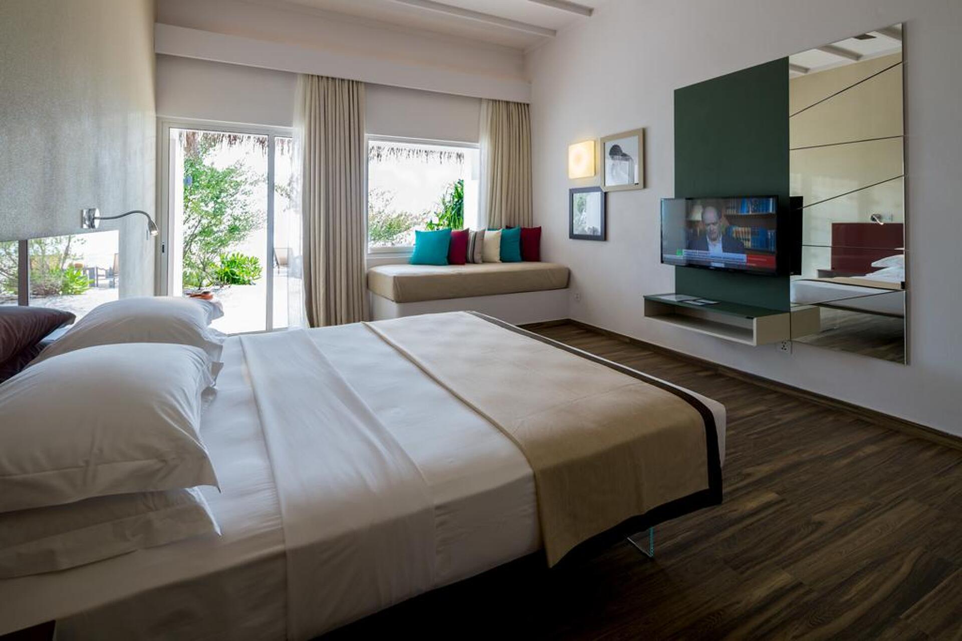 Cocoon Maldives 5* 5