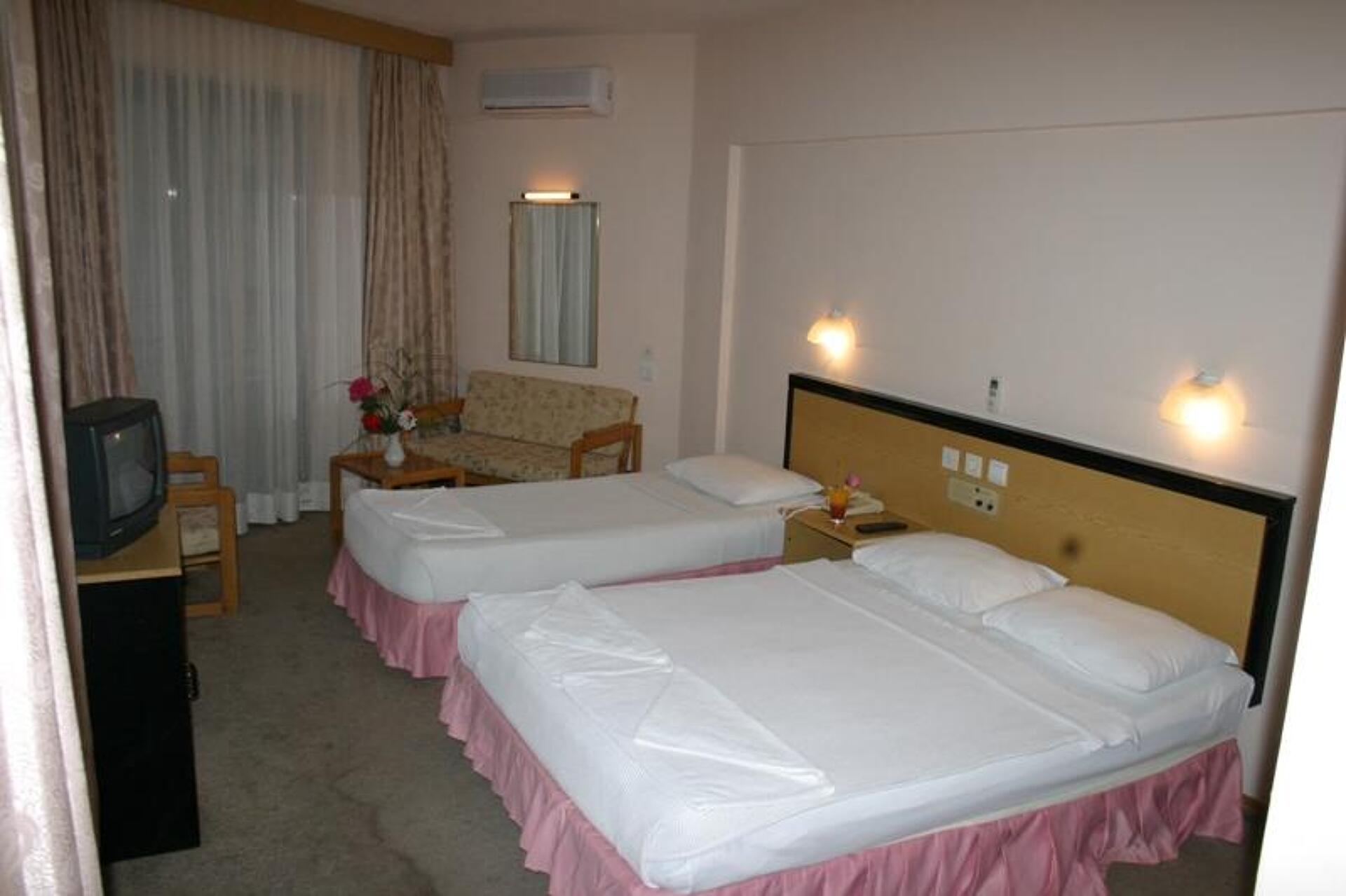 Adler Hotel 8