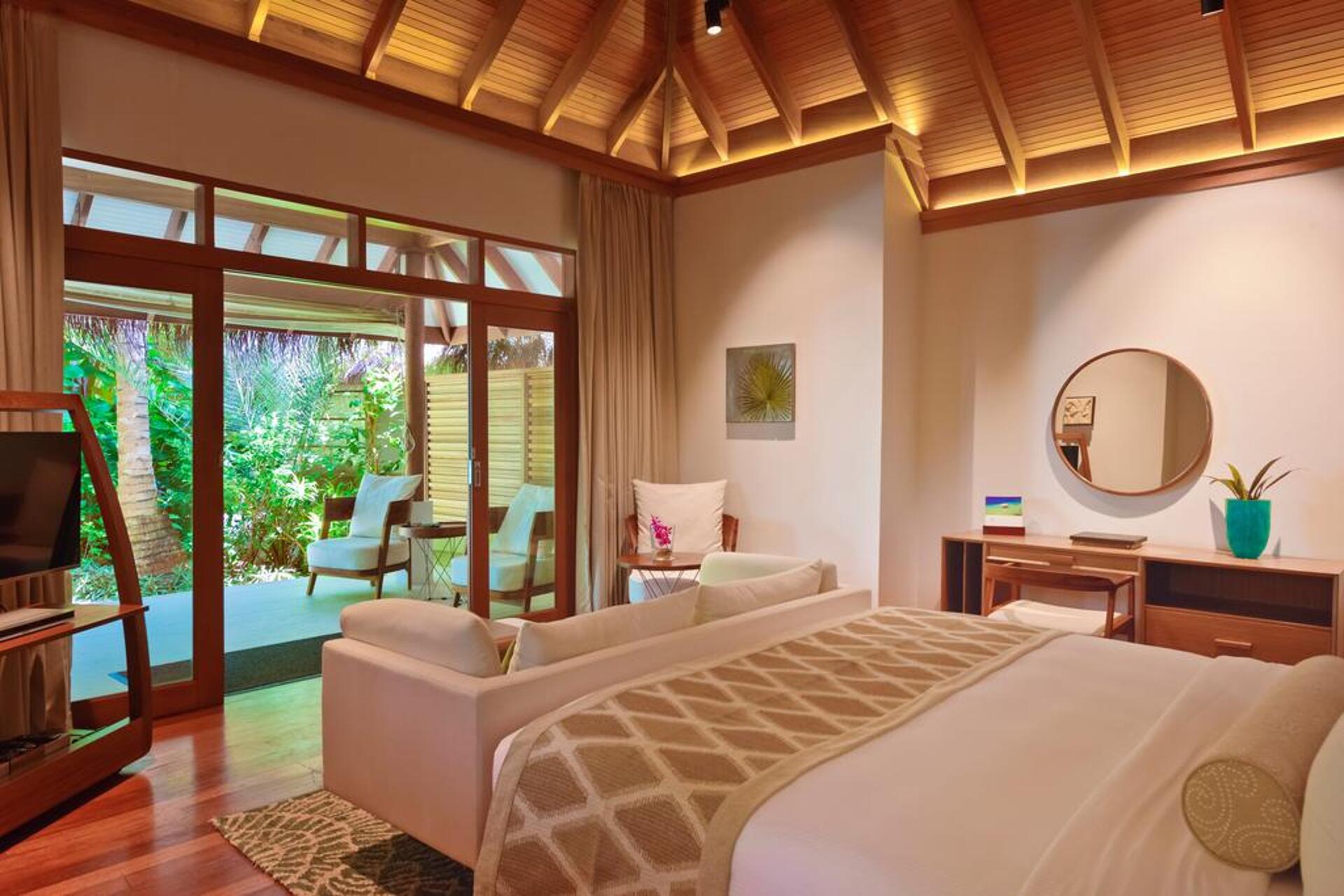 Baros Maldives 5* 35