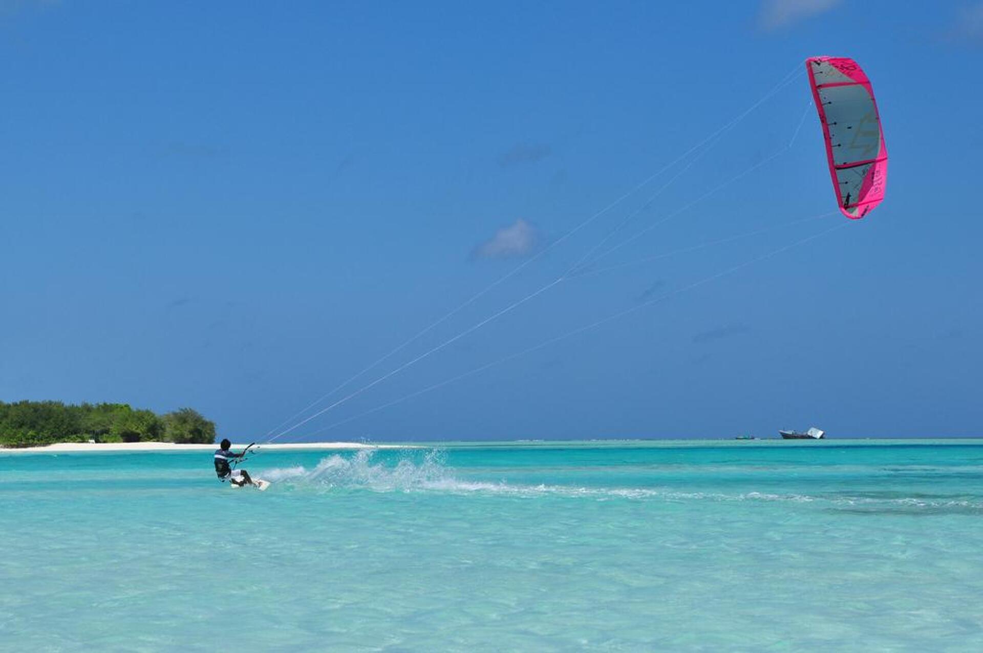 Fun Island Resort & Spa 13