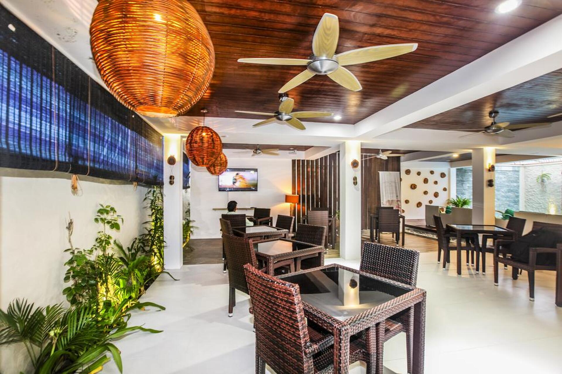 Beachwood Hotel and Spa at Maafushi 3* 16