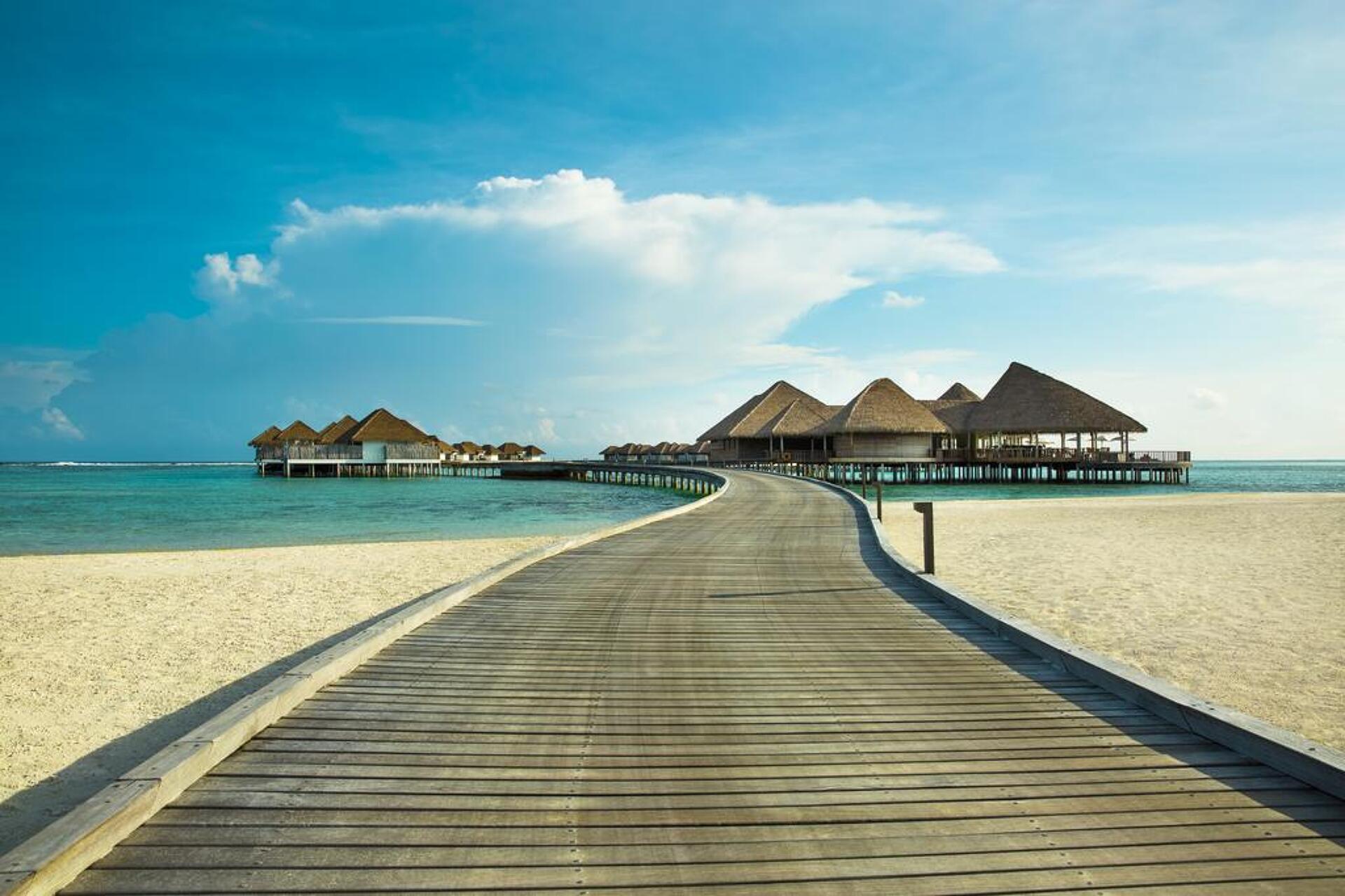 Maalifushi by Como 5* 0