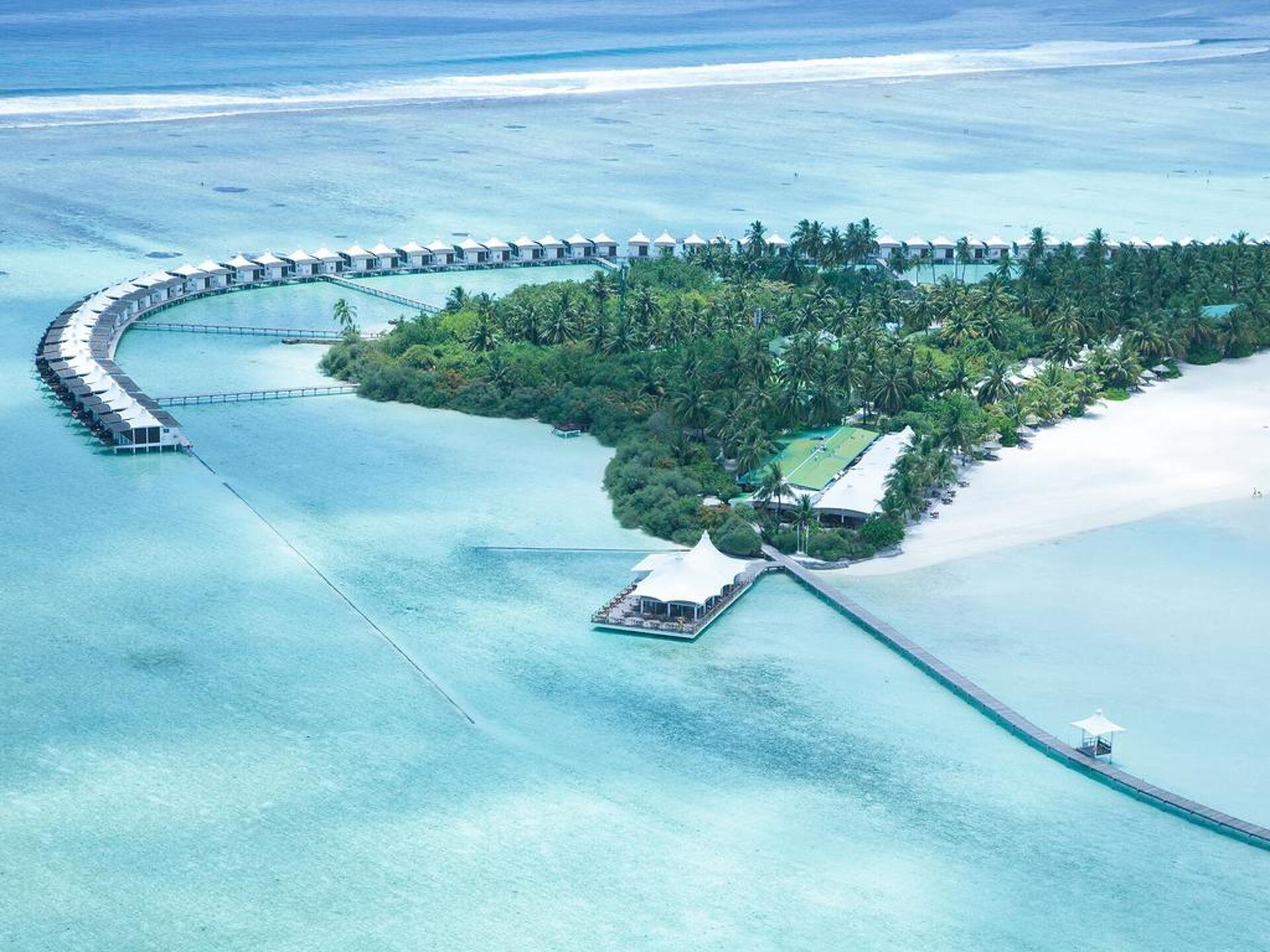 Cinnamon Hakuraa Huraa Maldives 11