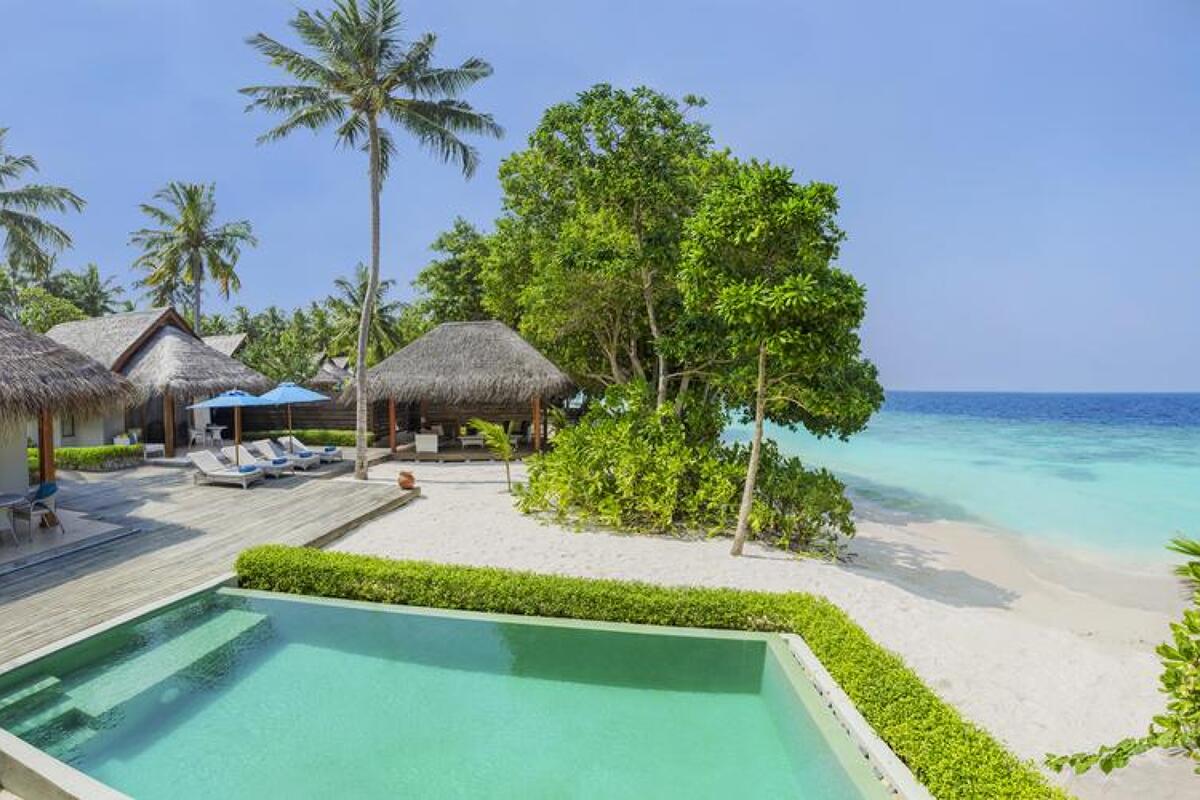 Dusit Thani Maldives 5* last