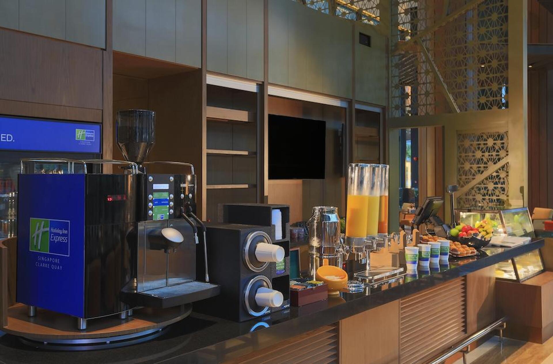 Holiday Inn Express Singapore Clarke Quay 3* 21