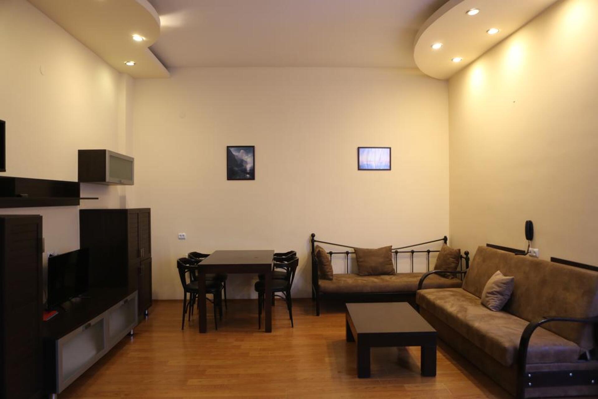Mgzavrebi Batumi Hotel 3* 5