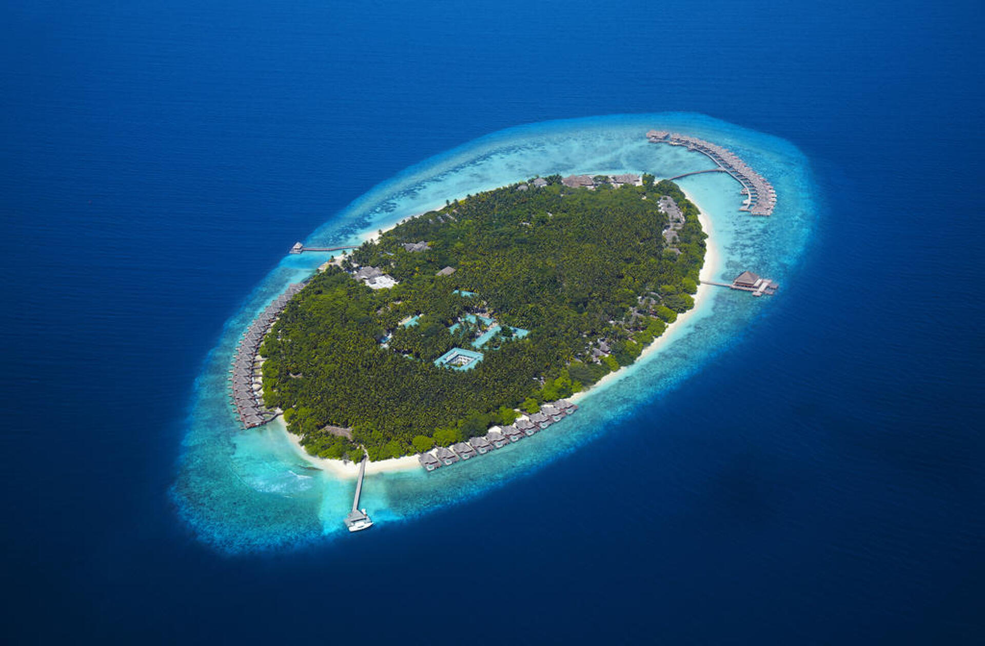 Dusit Thani Maldives 5* 17