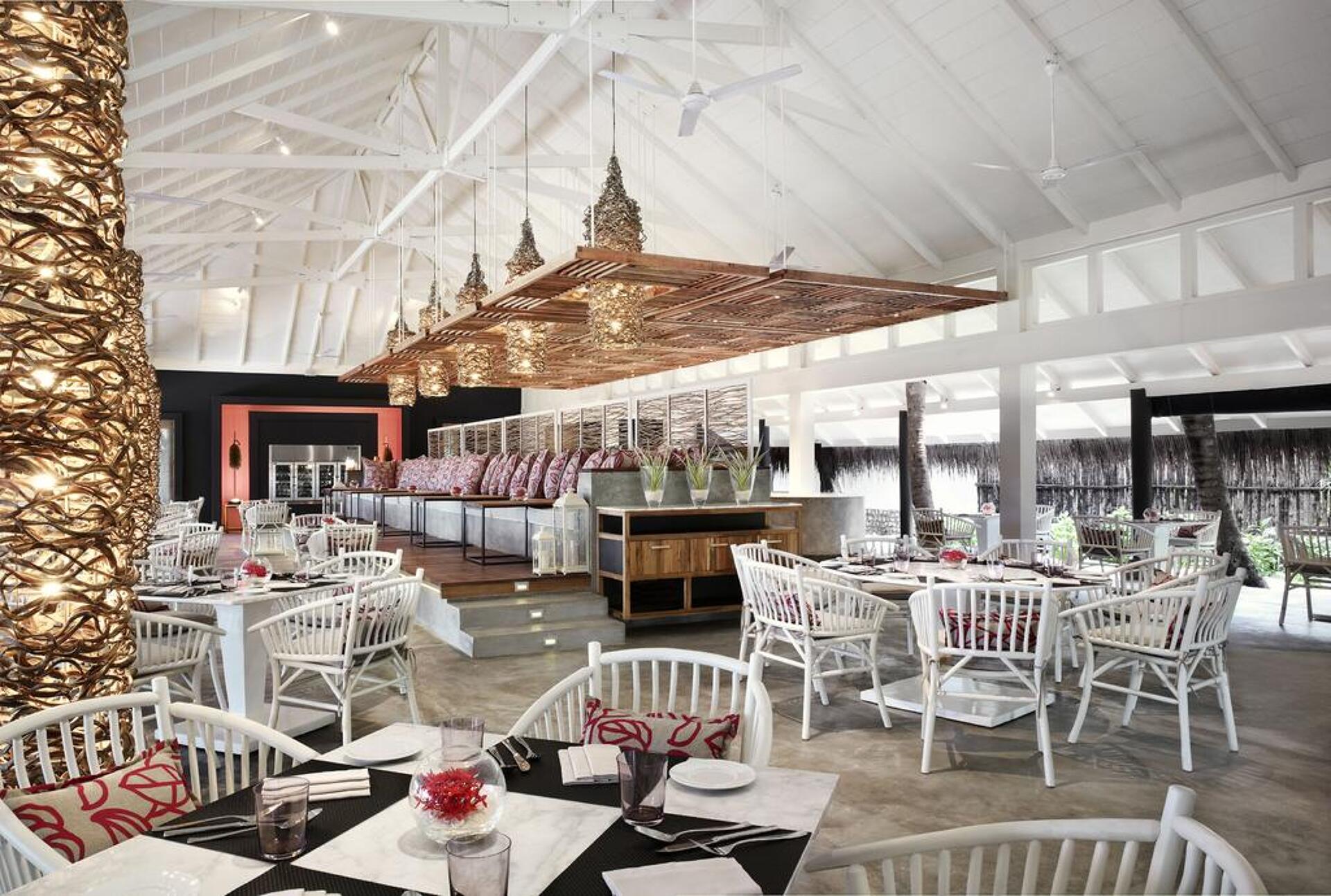 Taj Coral Reef Resort & Spa 5* 18