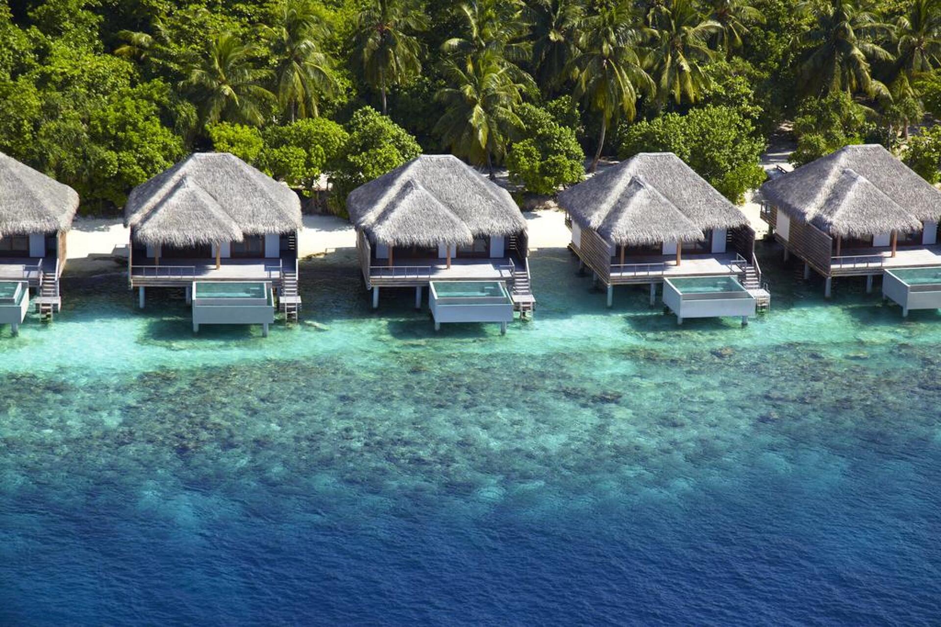 Dusit Thani Maldives 5* 18