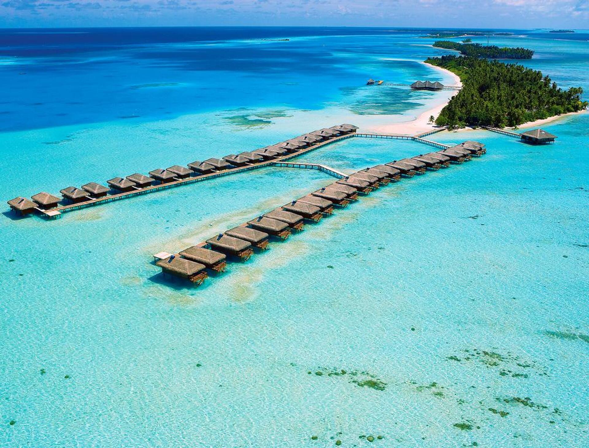 Medhufushi Island Resort 15