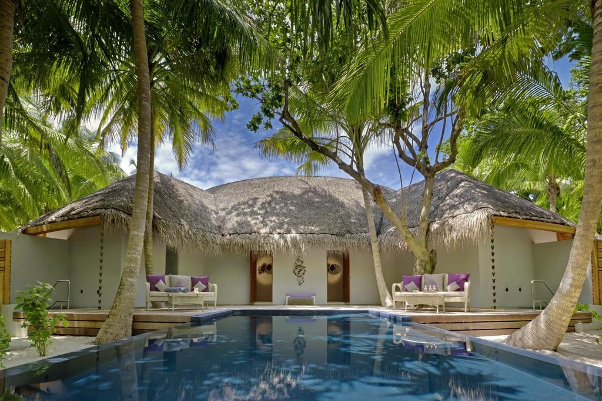 Dusit Thani Maldives 5* 37