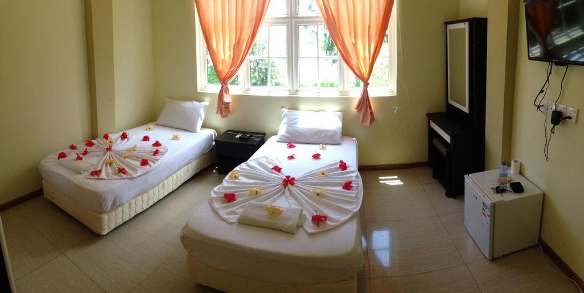 UI Inn Hotel 3* 9