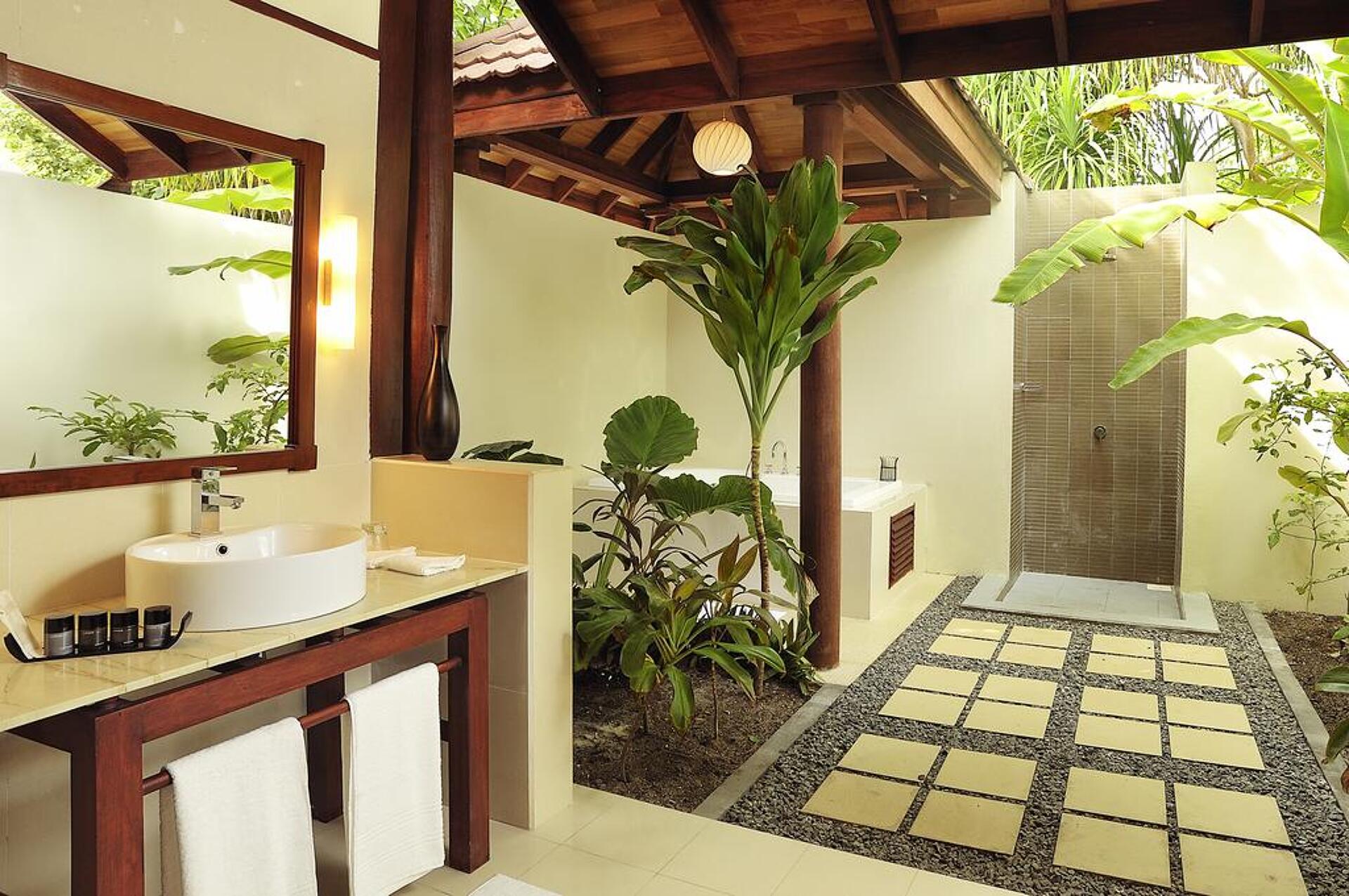 Robinson Club Maldives 4* 32