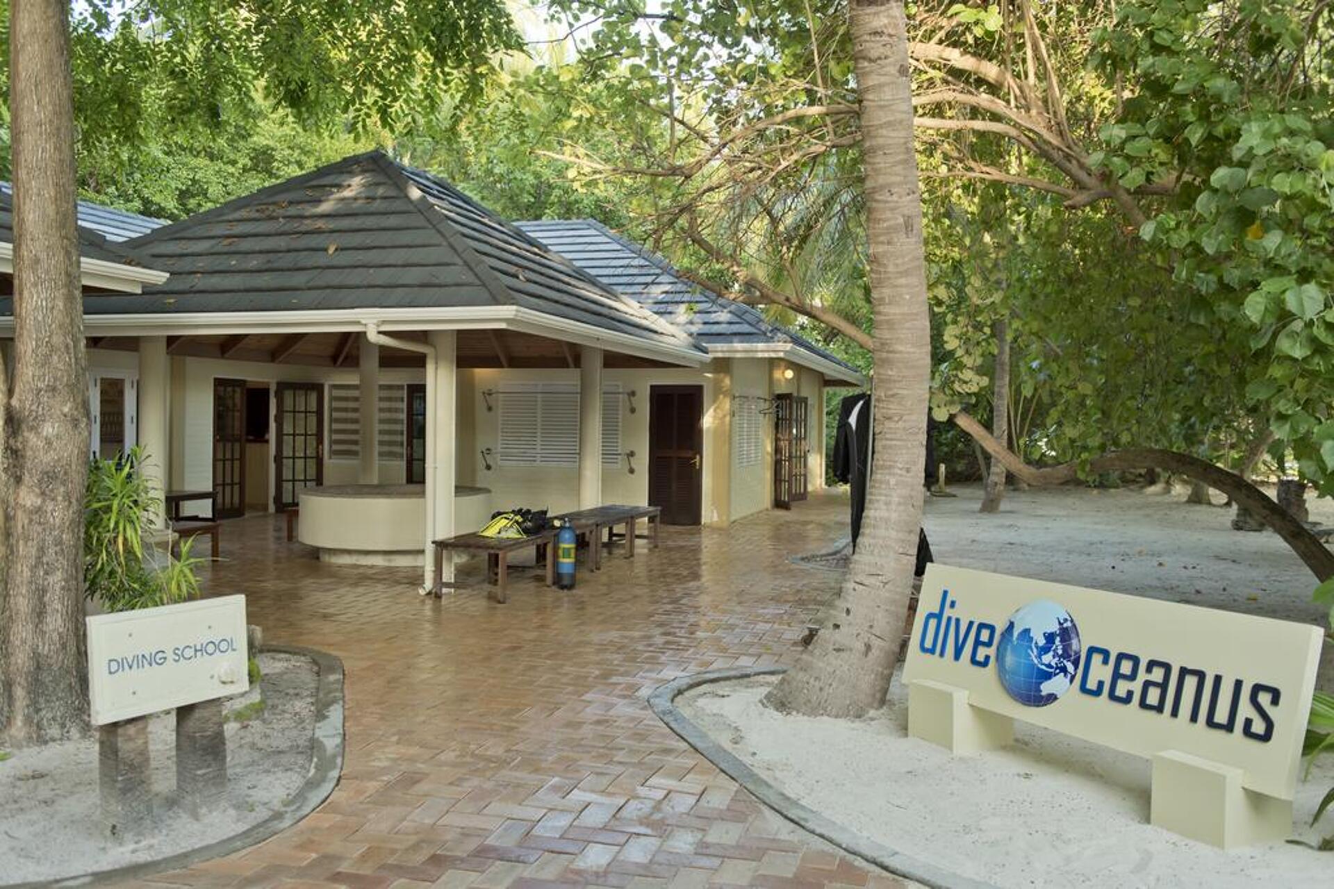 Royal Island Resort & Spa 5* 26