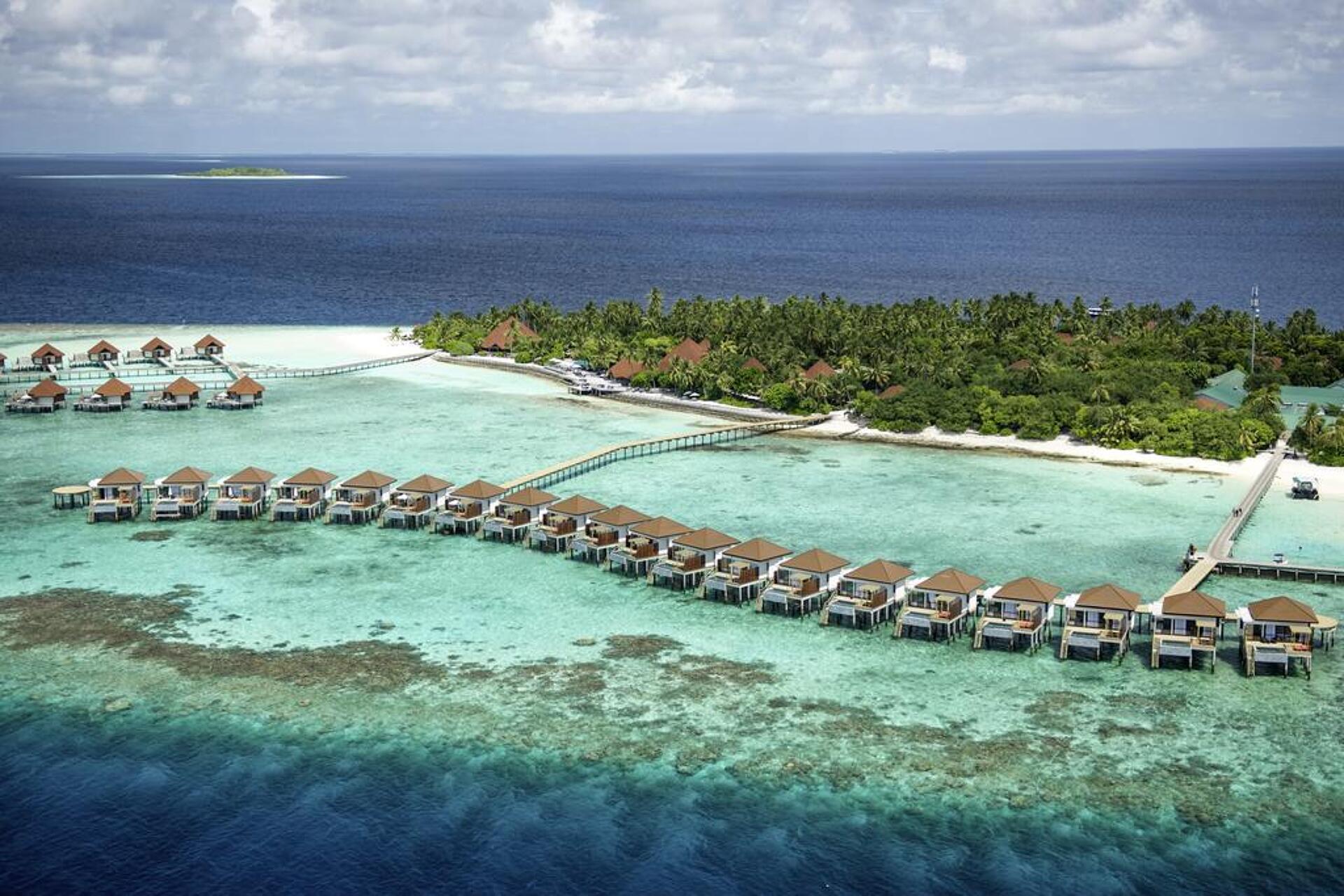 Robinson Club Maldives 4* 0