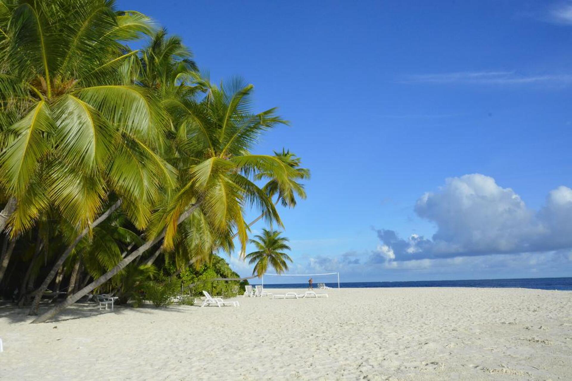 Fihalhohi Island Resort 13