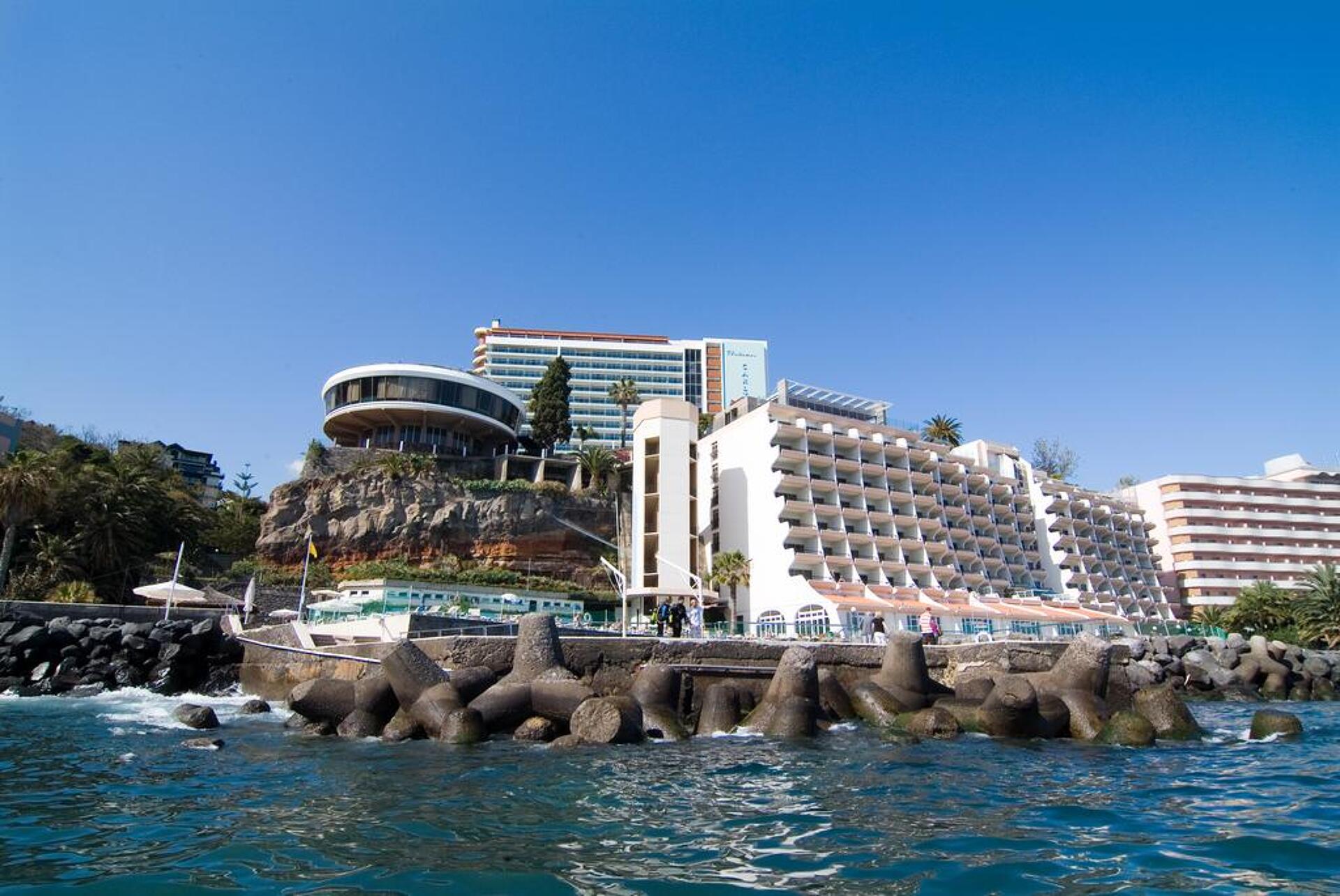 Pestana Carlton Madeira Ocean Resort Hotel  3