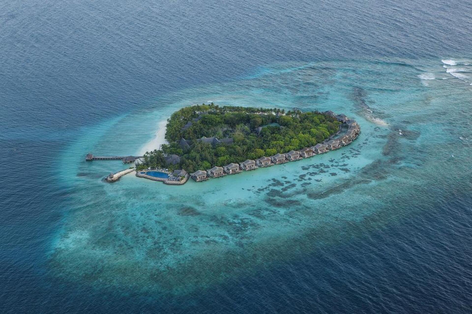 Taj Coral Reef Resort & Spa 5* 7
