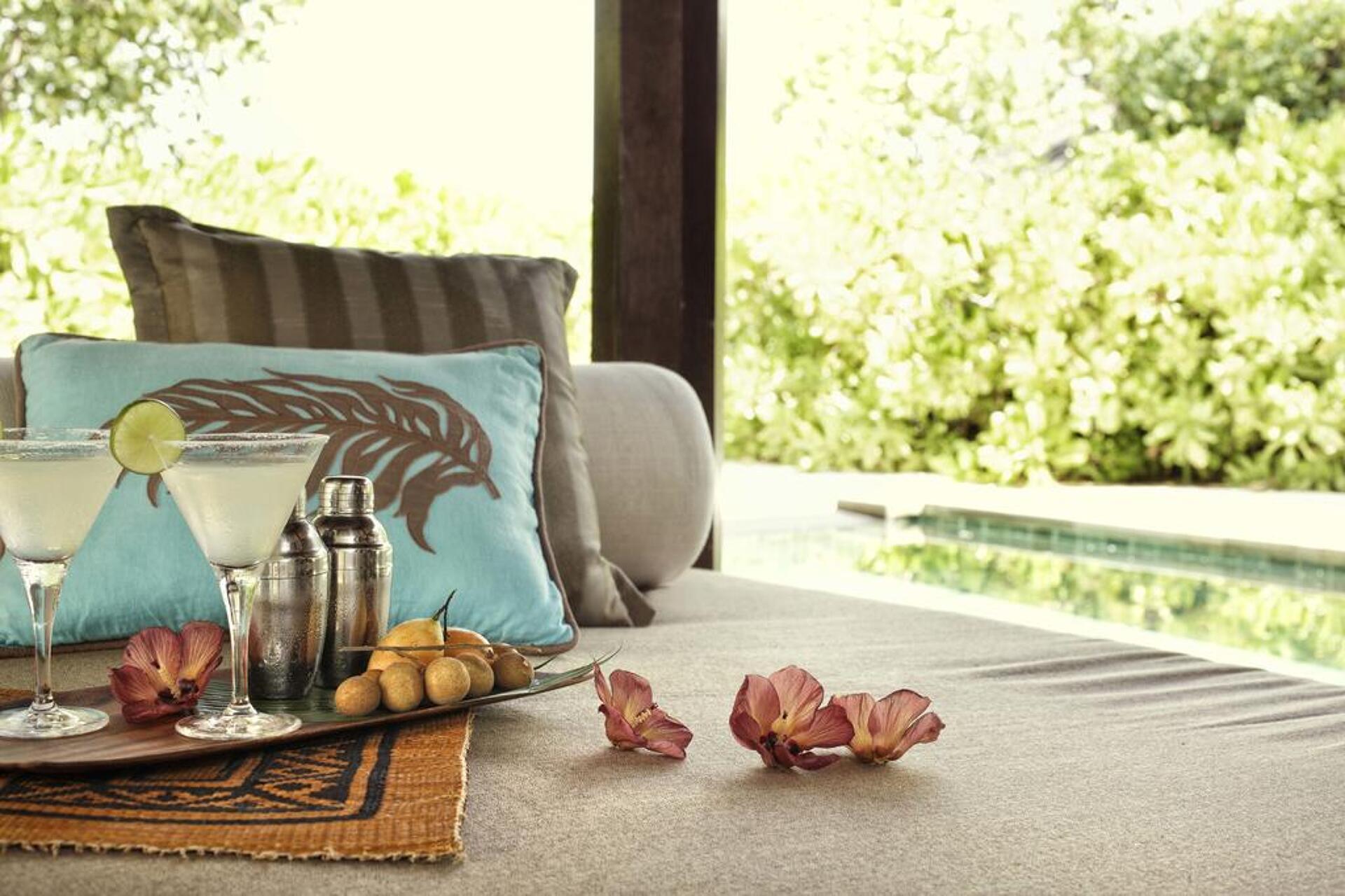 Four Seasons Resort Maldives at Kuda Huraa 5* 22