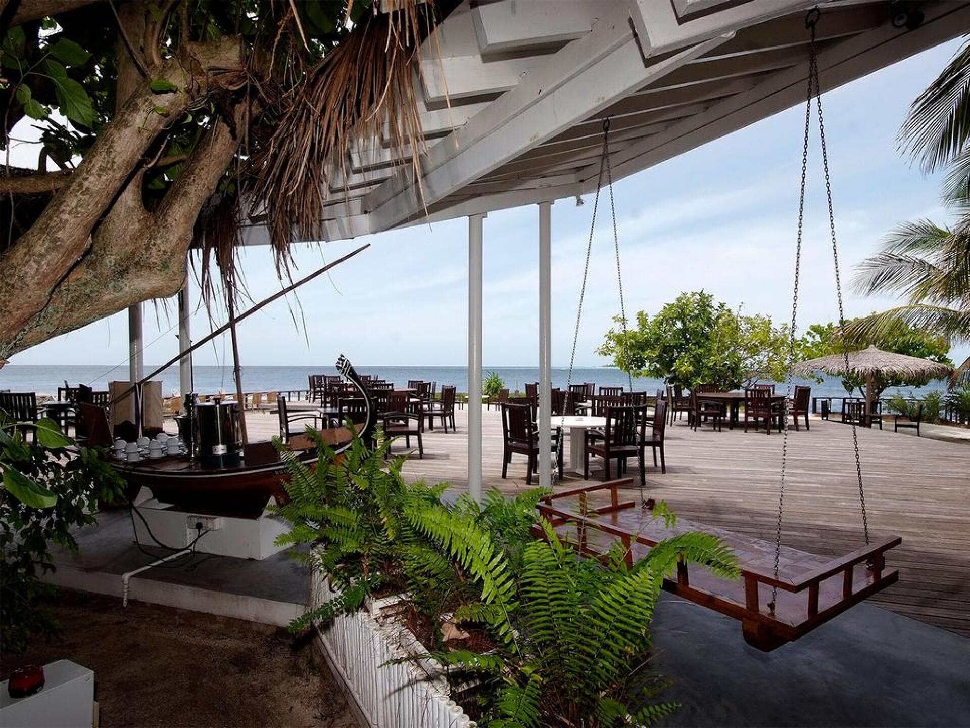 Ellaidhoo Maldives by Cinnamon 10