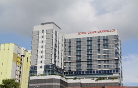 Grand Chancellor Hotel 
