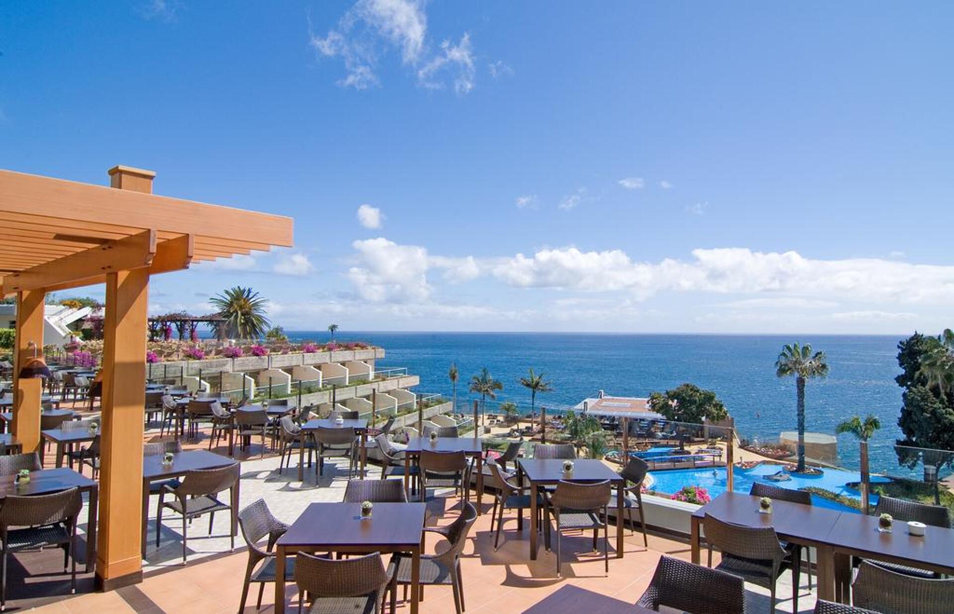 Pestana Carlton Madeira Ocean Resort Hotel  23