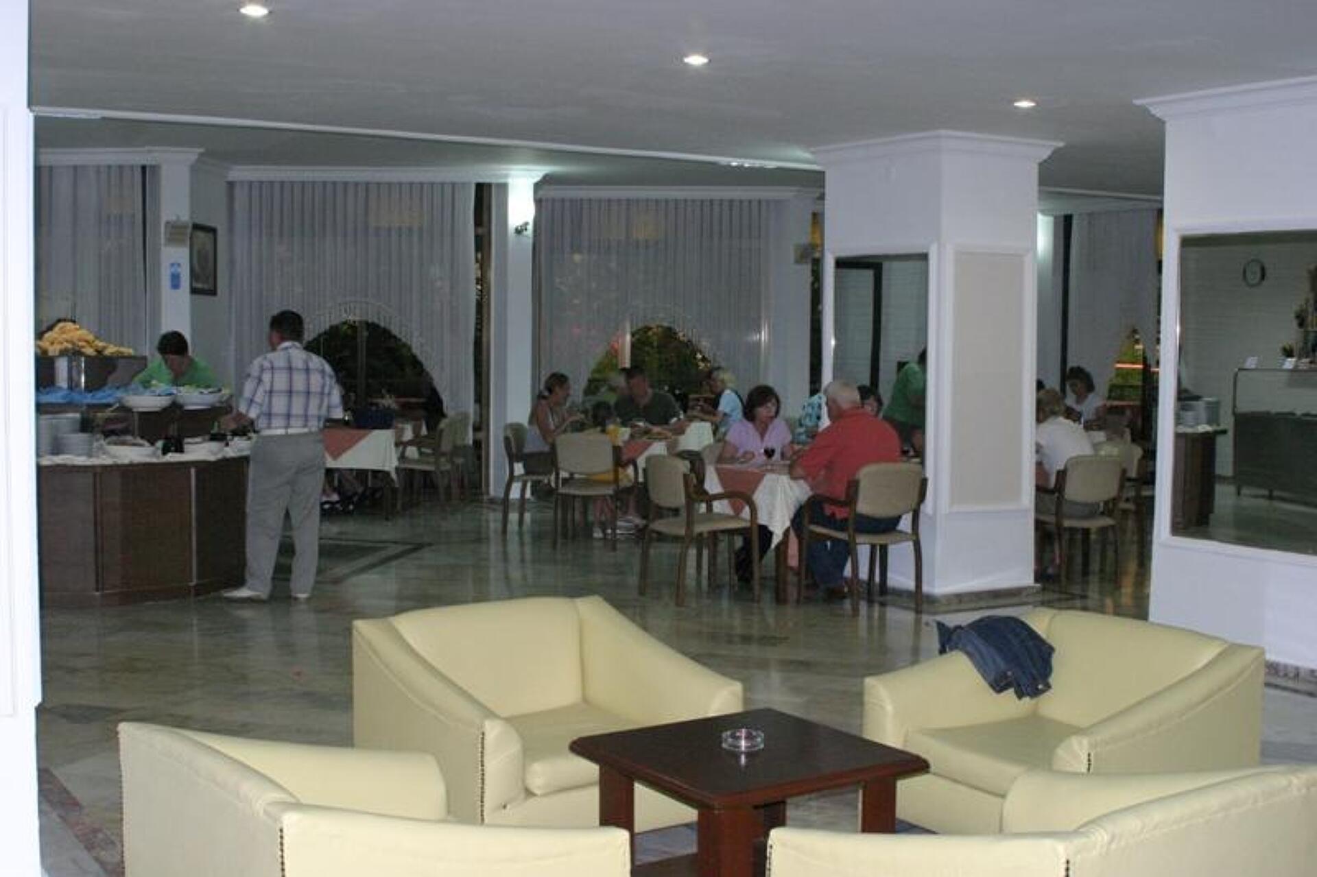 Adler Hotel 11