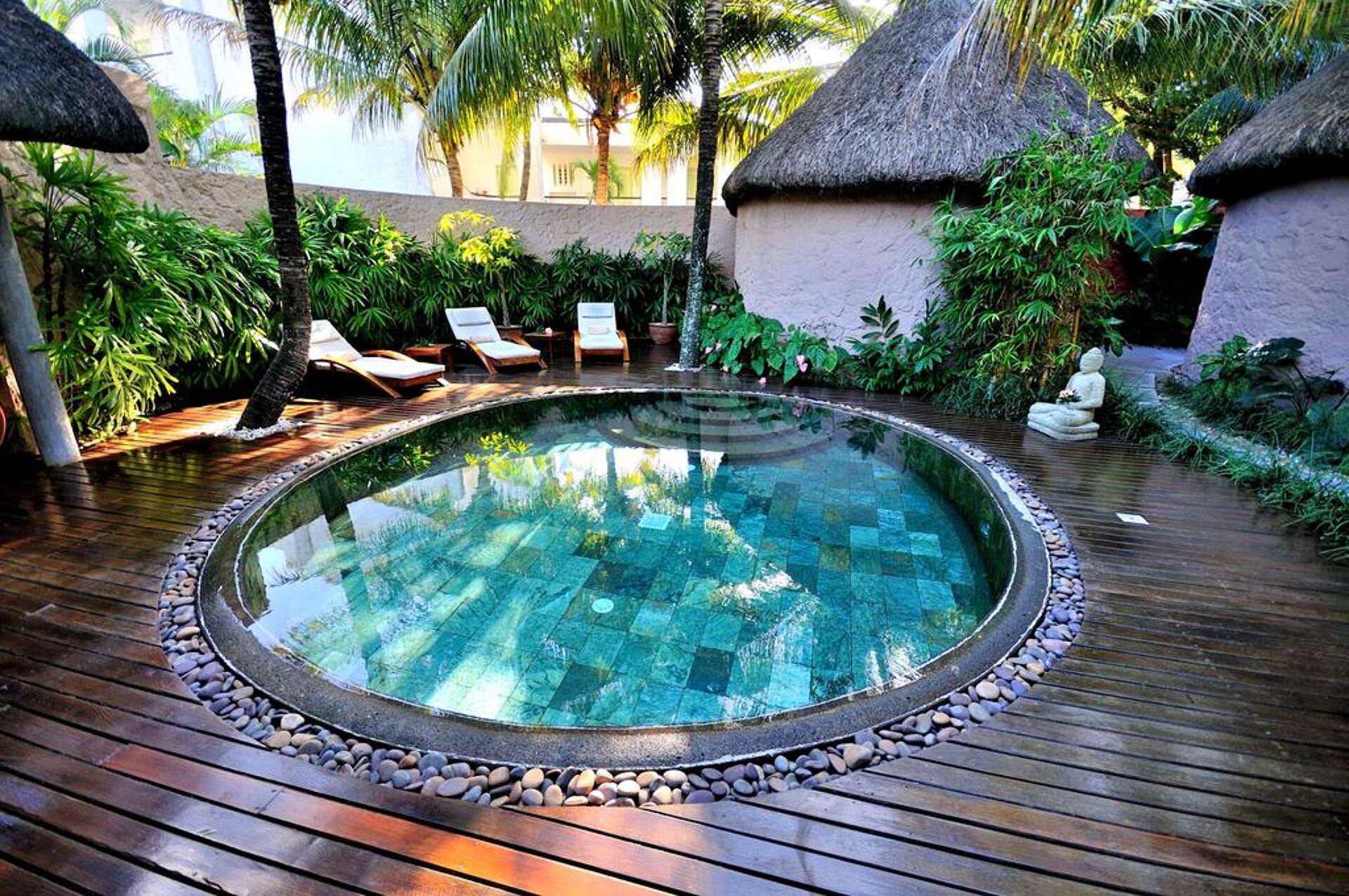 Casuarina Resort & Spa 3* 38