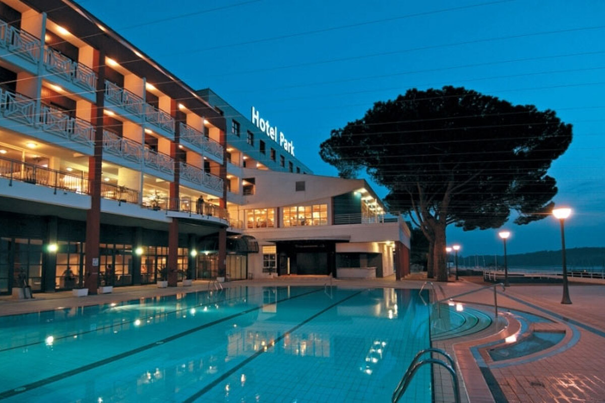 Park Hotel Rovinj 3* 0