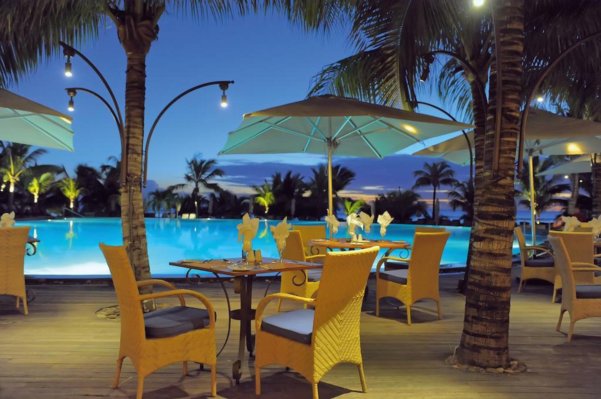 Victoria Beachcomber Resort & Spa 4* 30
