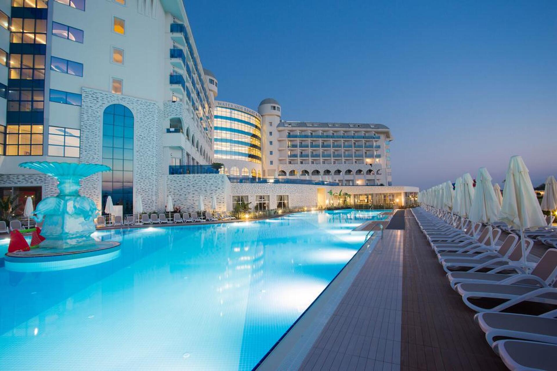 Water Side Resort & Spa 5* 0