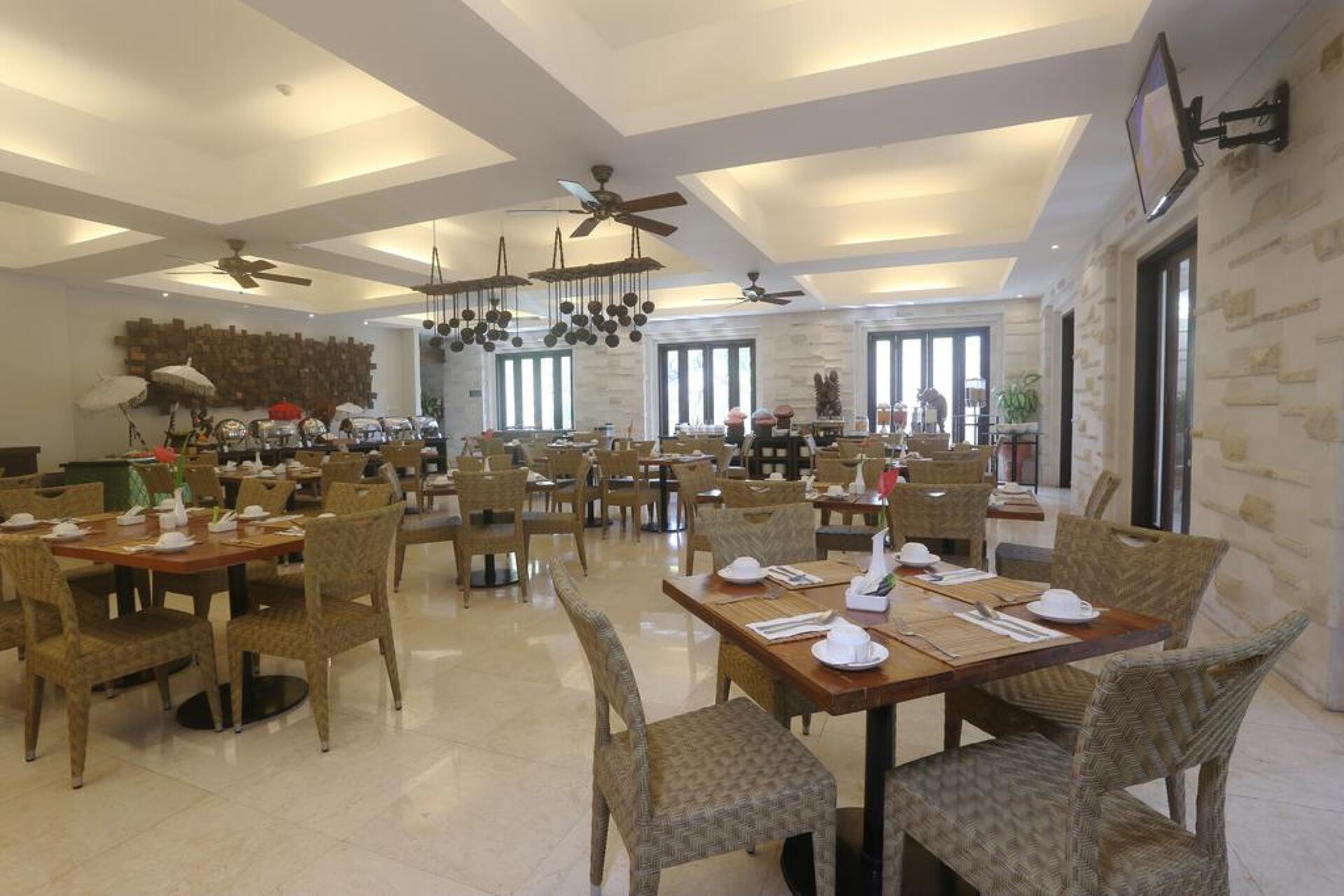 Grand Whiz Nusa Dua 4* 1