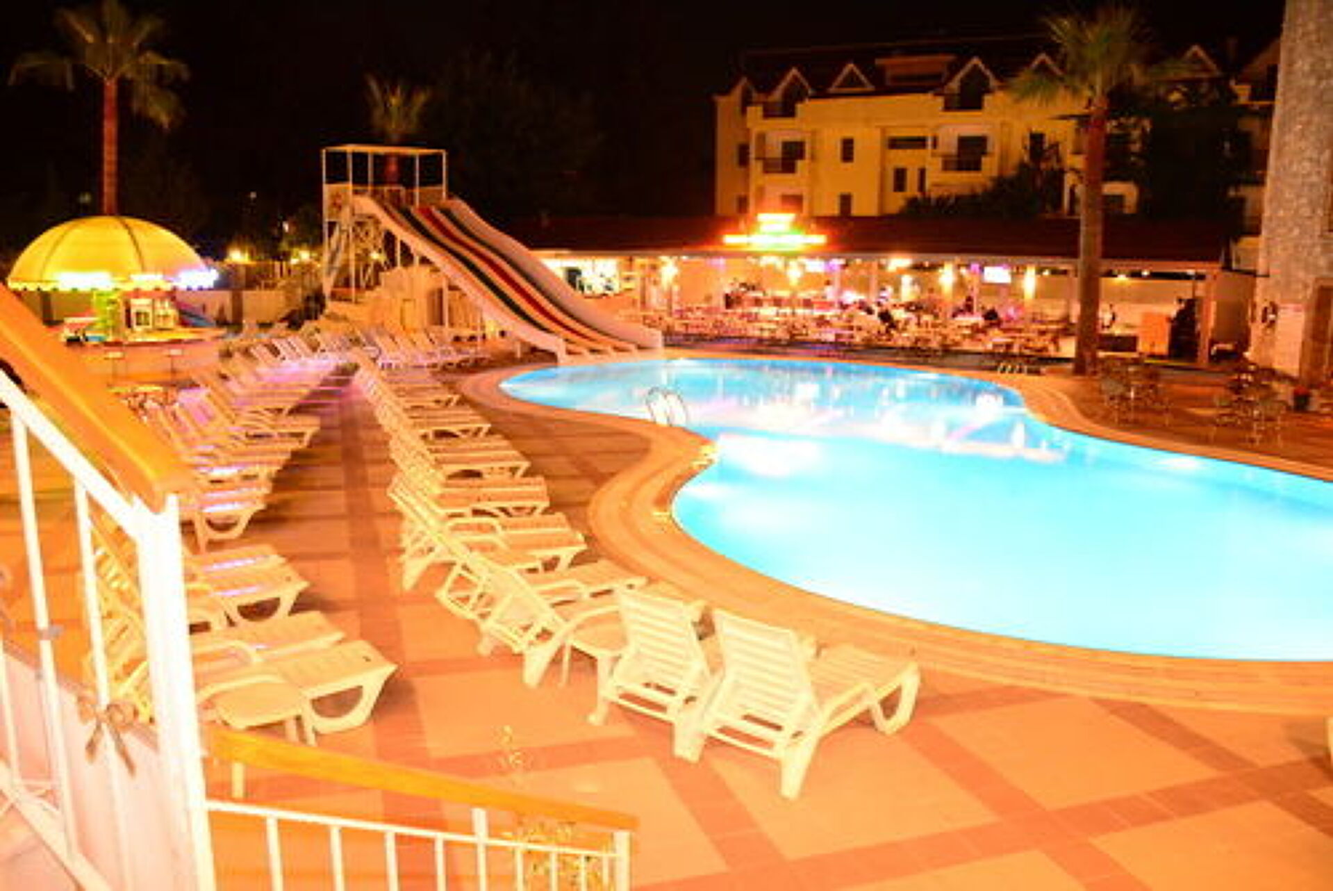 Alenz Suite Hotel 3* 8