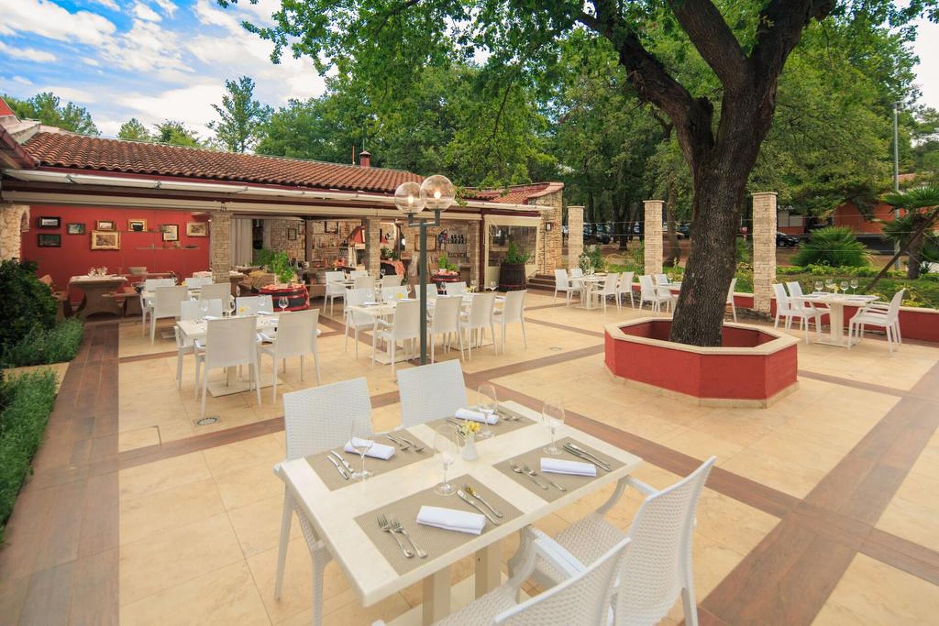 Sol Stella Apartments 3* 21