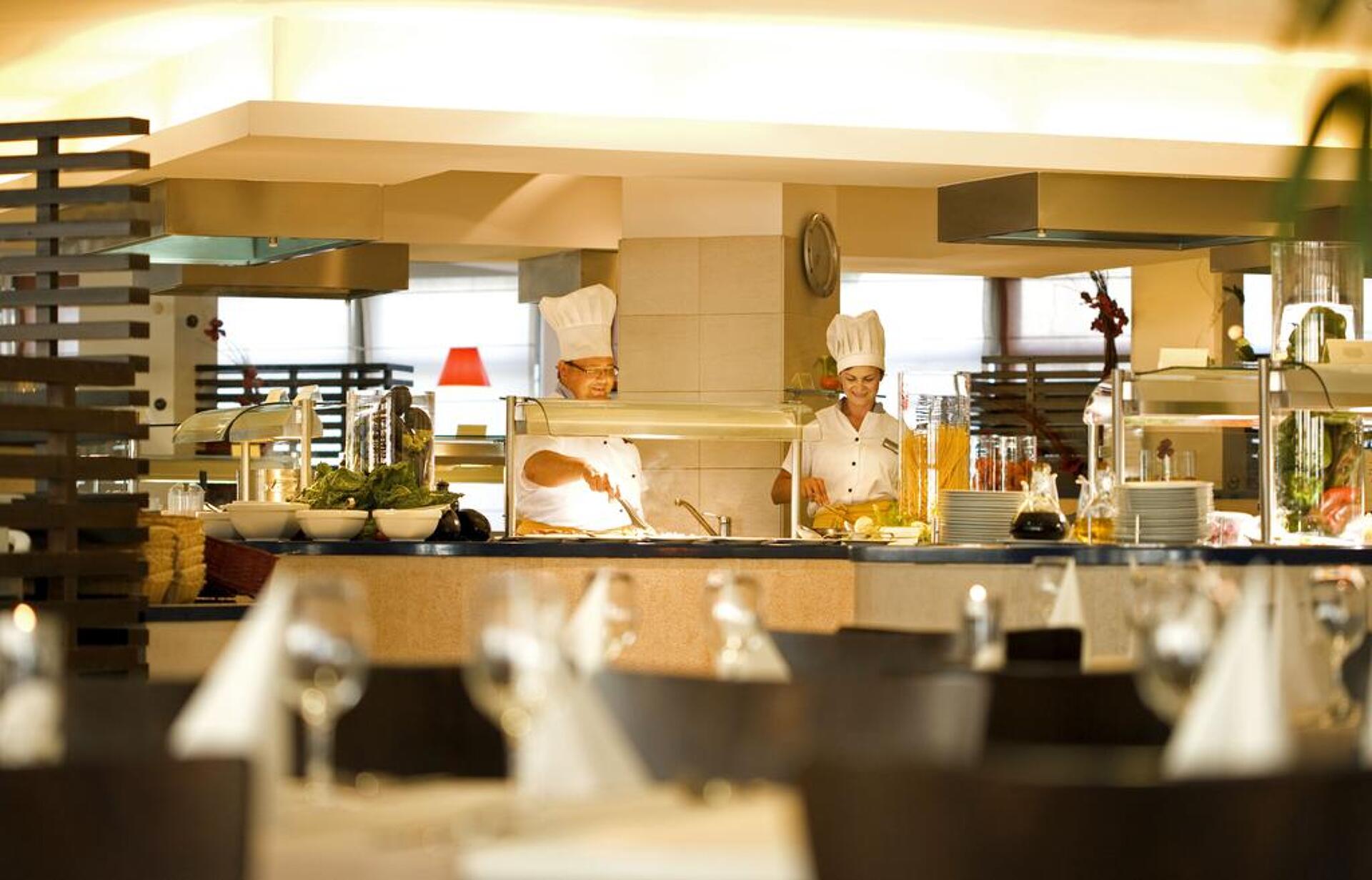 Pical Hotel 3* 10