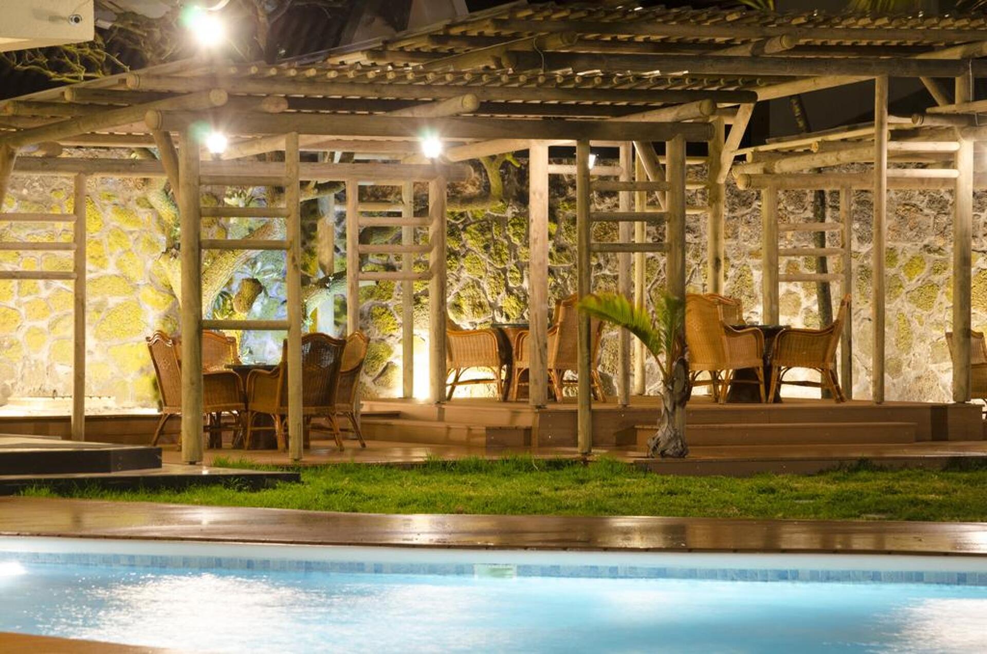 Silver Beach Hotel 3* 4