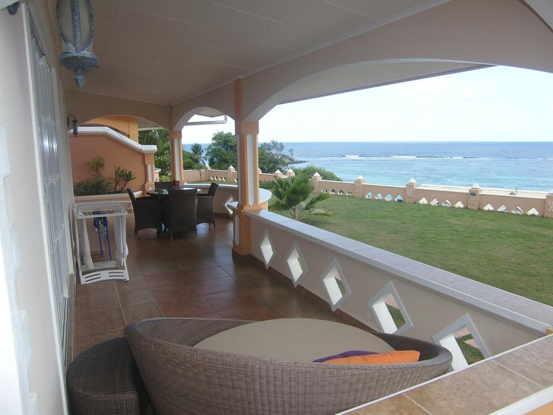 Au Fond de Mer View 5