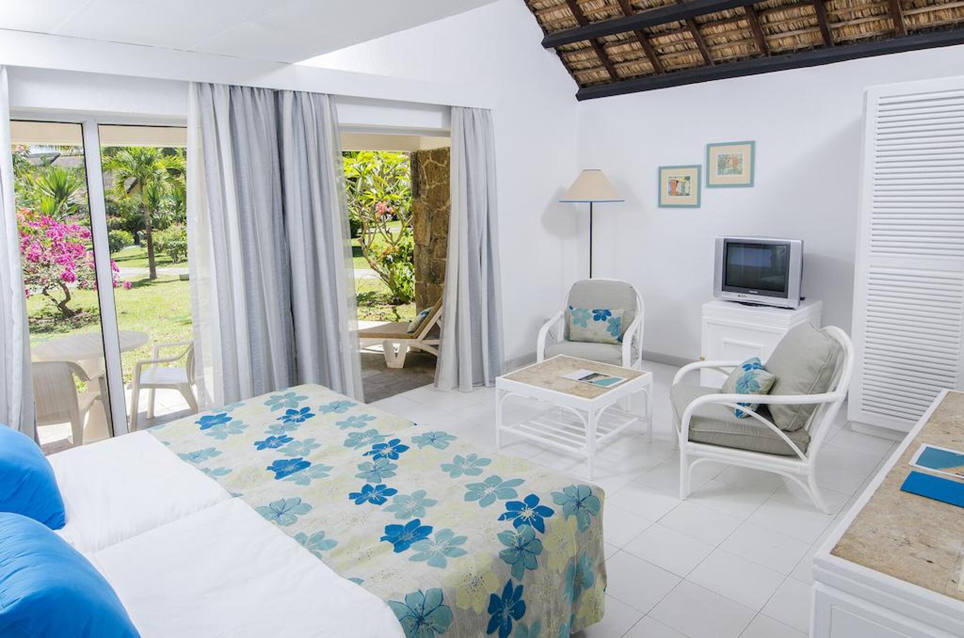 Merville Beach Hotel 3* 11