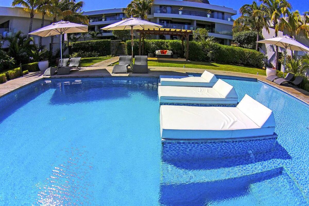 Leora Beach 4* last