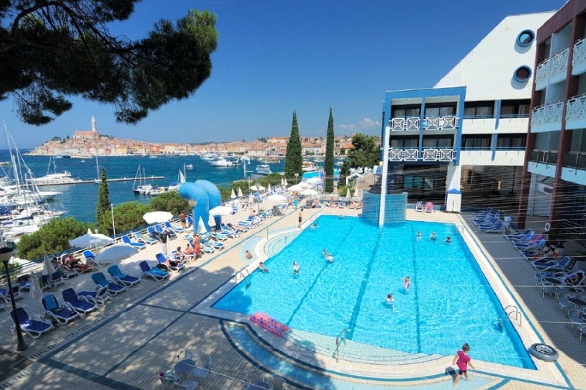 Park Hotel Rovinj 3* 1