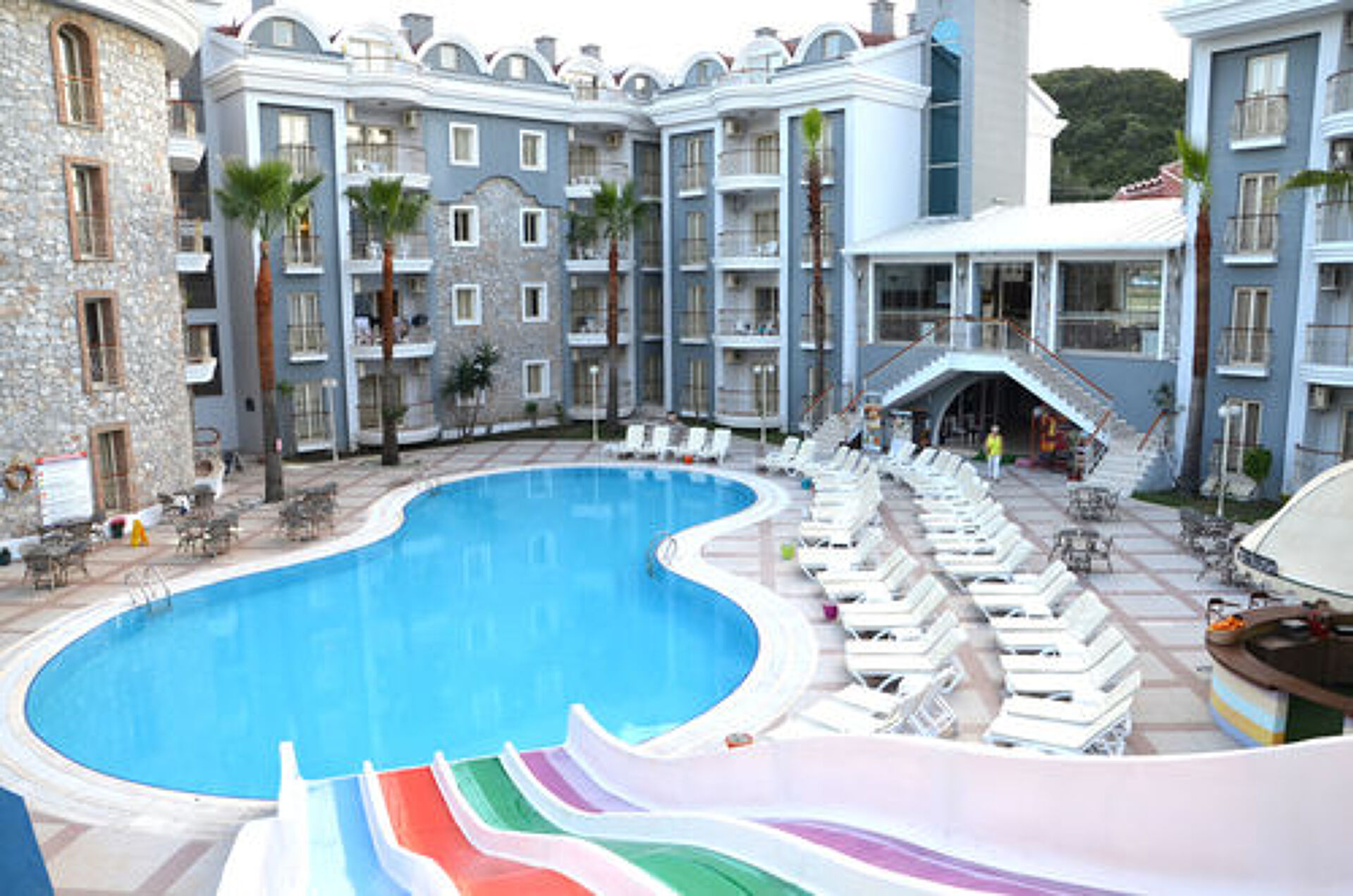 Alenz Suite Hotel 3* 15