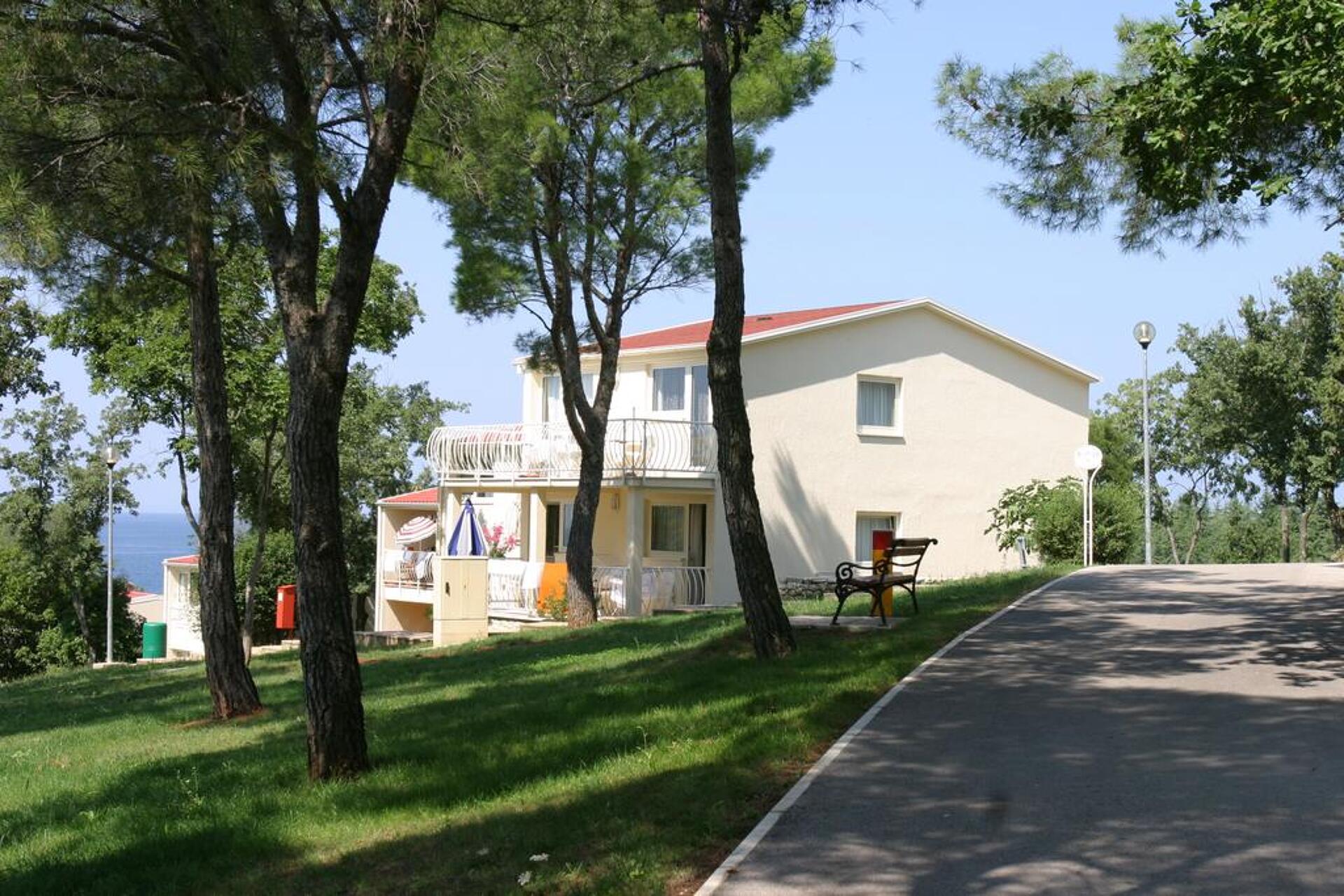 Laguna Bellevue Apartments 4* 3