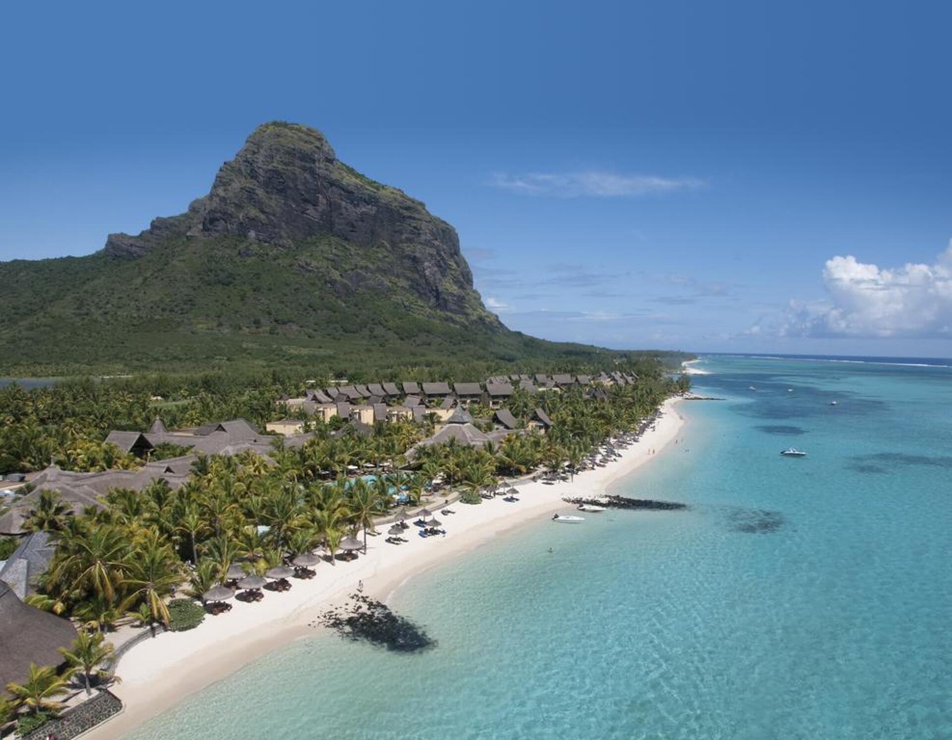 Paradis Beachcomber Golf Resort & Spa 5* 0