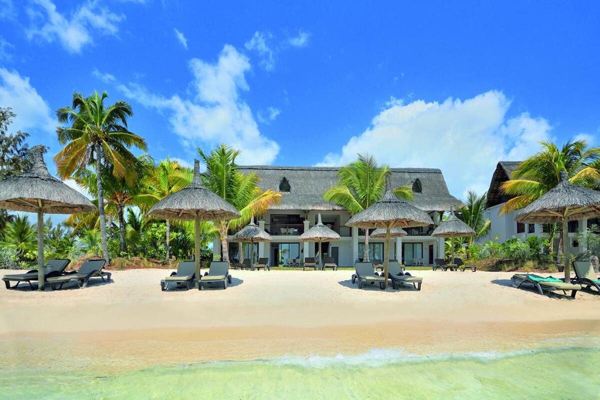 Paradis Beachcomber Golf Resort & Spa 5* 1