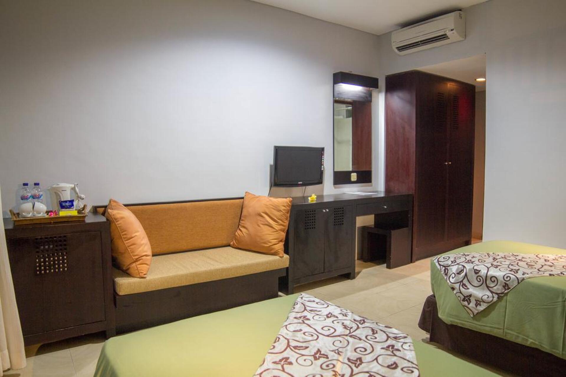 Fourteen Roses Beach Hotel 3* 12