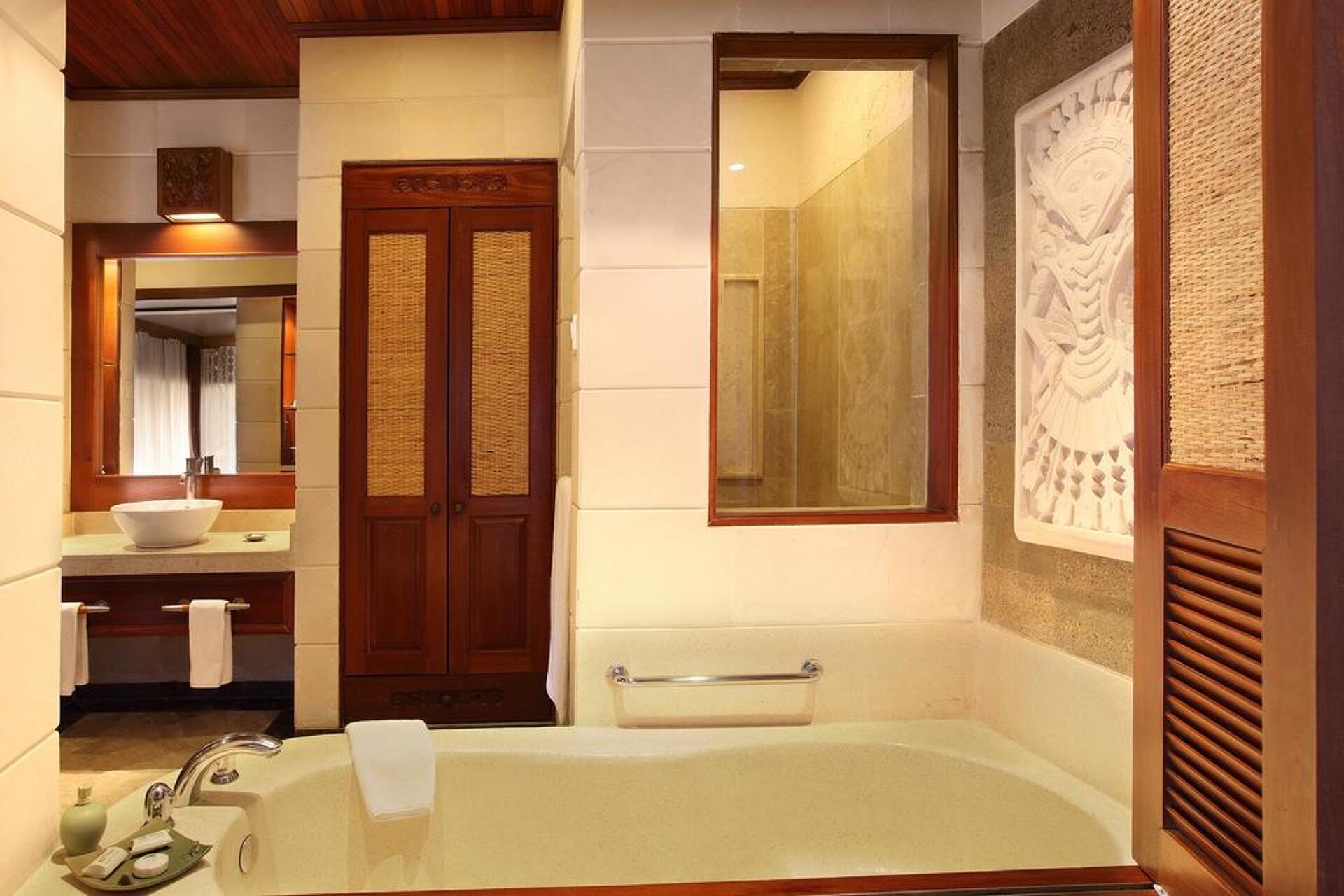 Bali Tropic Resort & Spa 5* 9